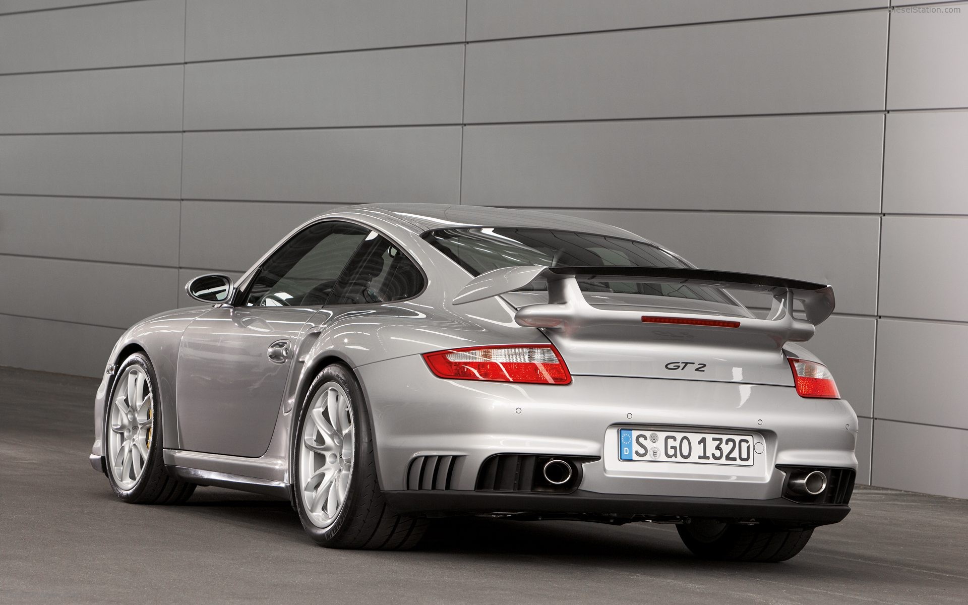 Porsche 911 GT2