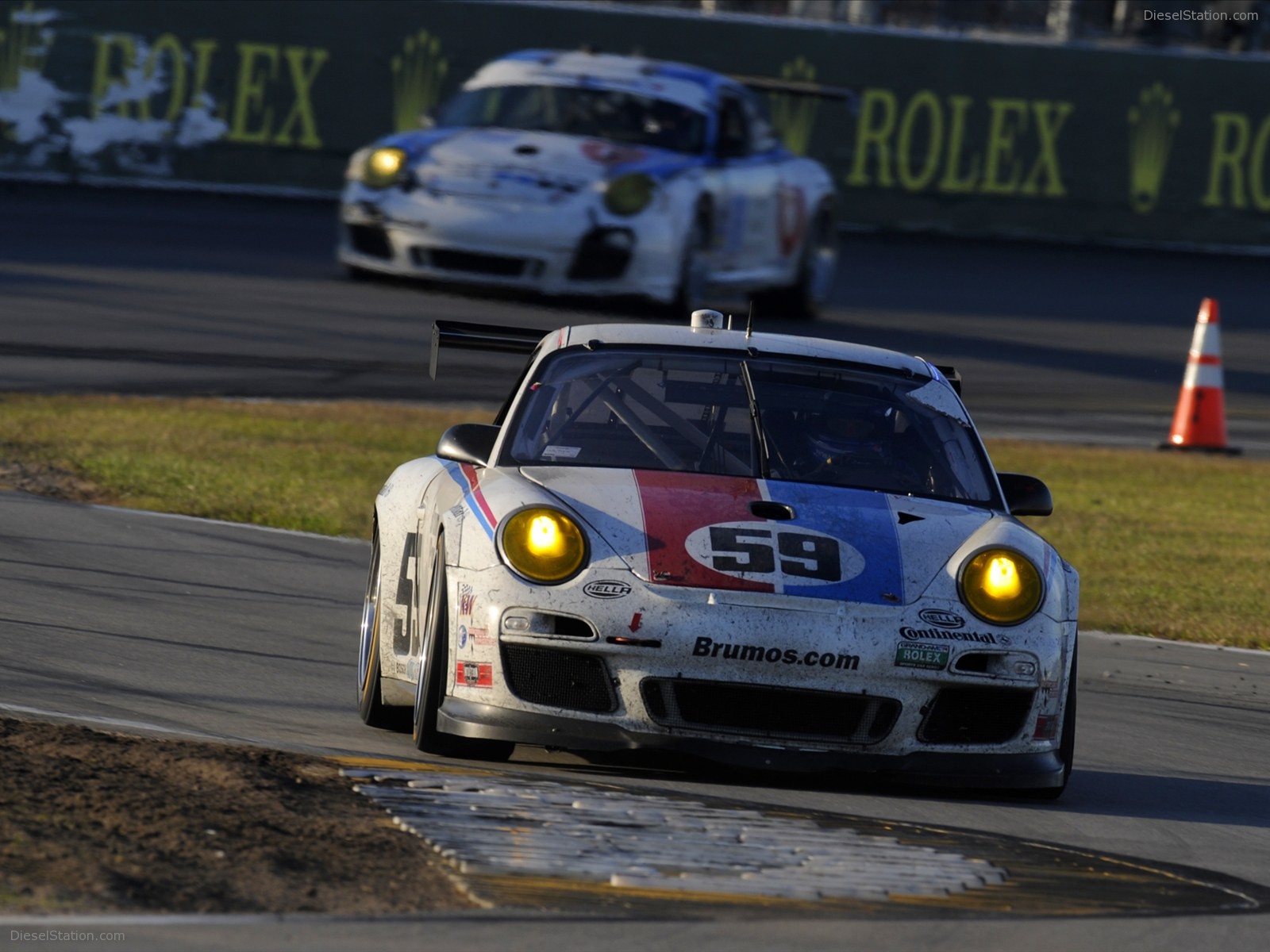 Porsche 911 GT3 Nails the Daytona 24 Hr 2012