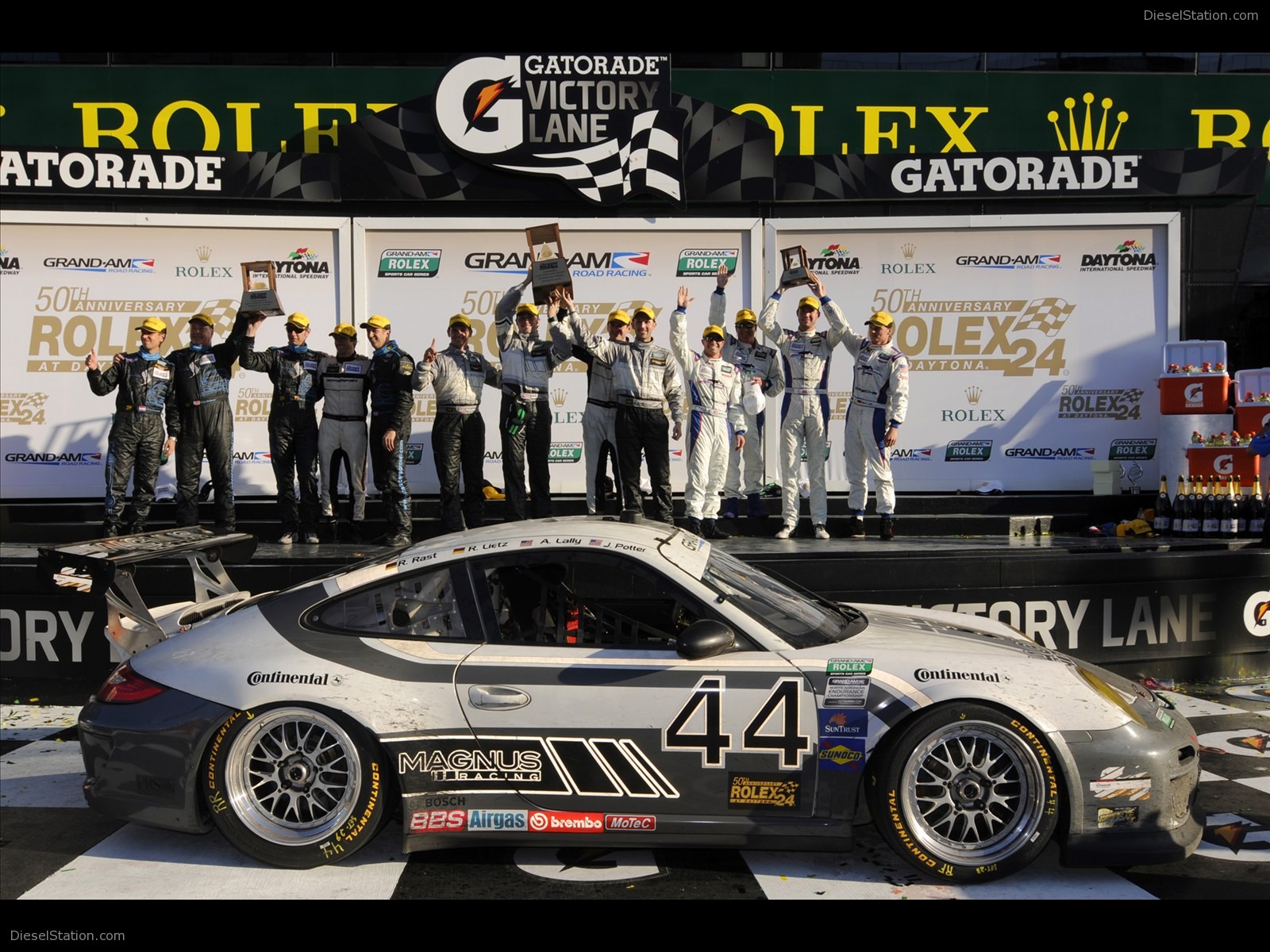 Porsche 911 GT3 Nails the Daytona 24 Hr 2012 Porsche 911 GT3 Nails the Daytona 24 Hr 2012