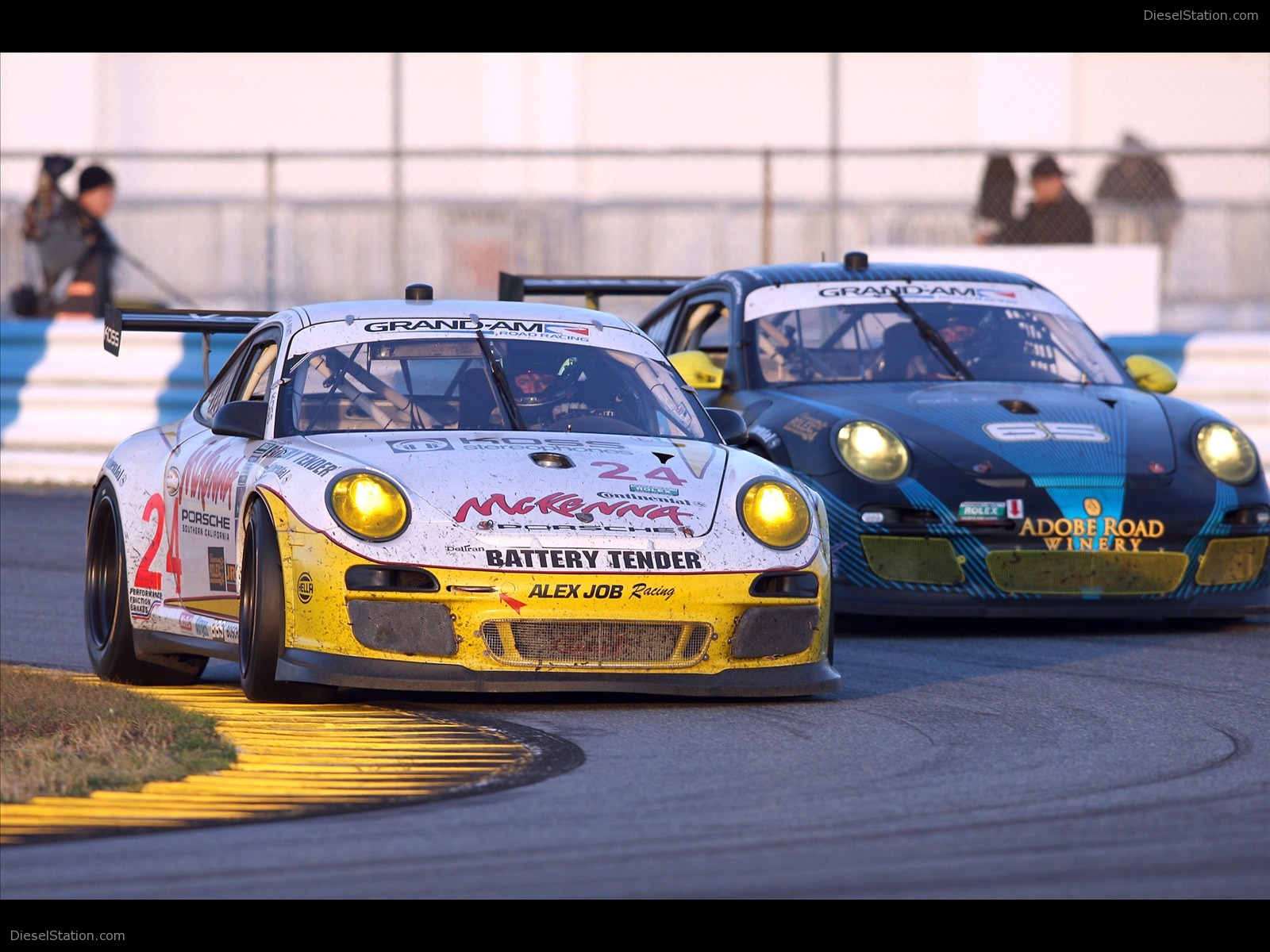 Porsche 911 GT3 Nails the Daytona 24 Hr 2012