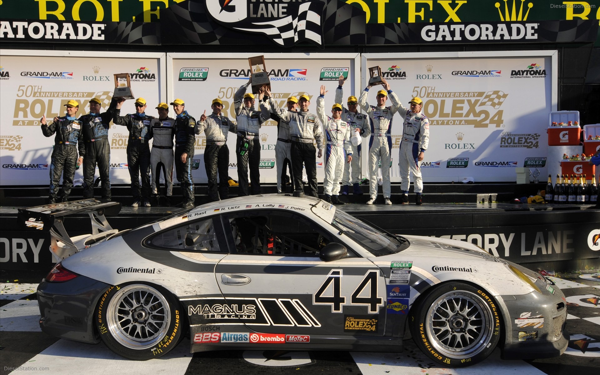 Porsche 911 GT3 Nails the Daytona 24 Hr 2012 Porsche 911 GT3 Nails the Daytona 24 Hr 2012