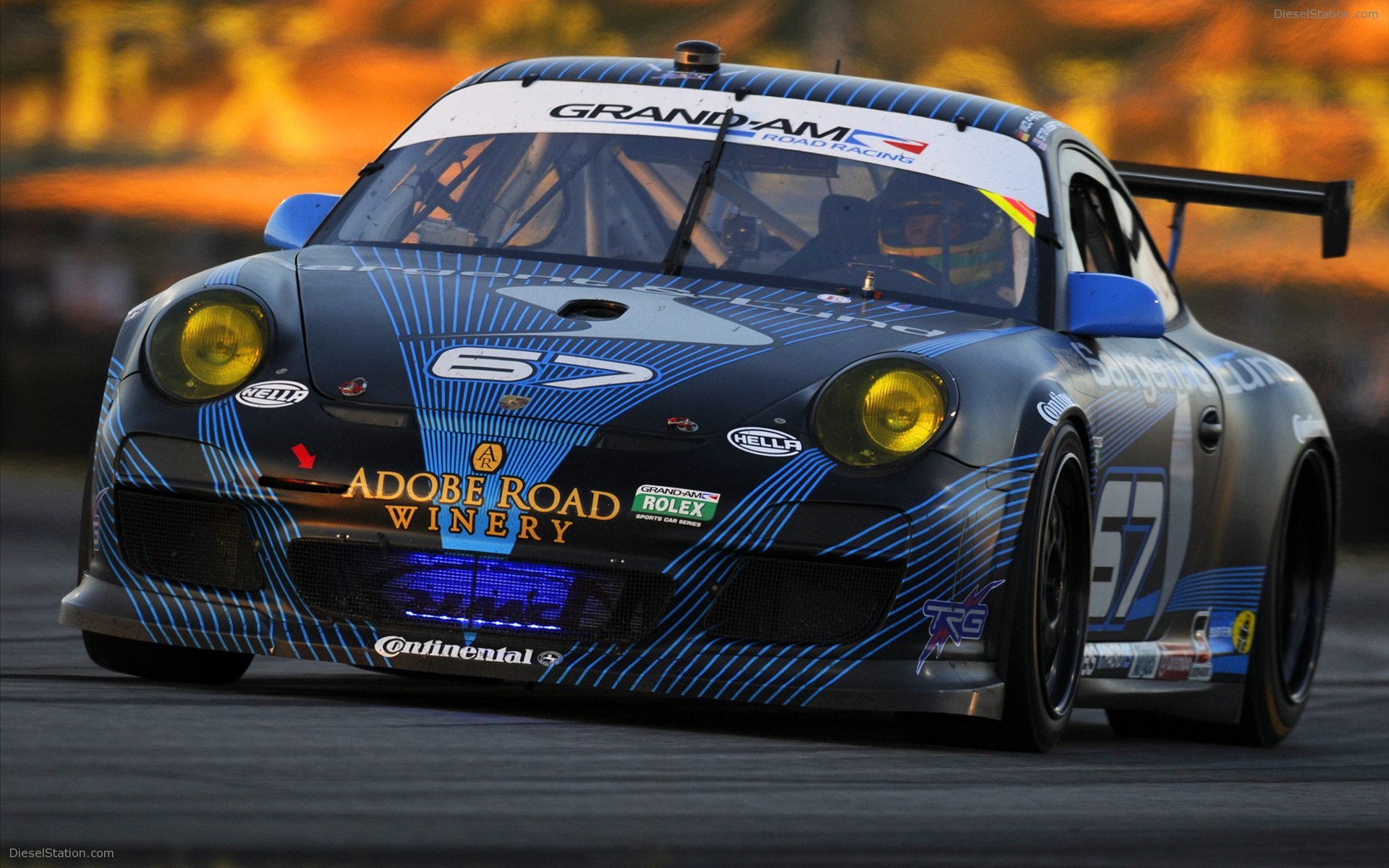 Porsche 911 GT3 Nails the Daytona 24 Hr 2012