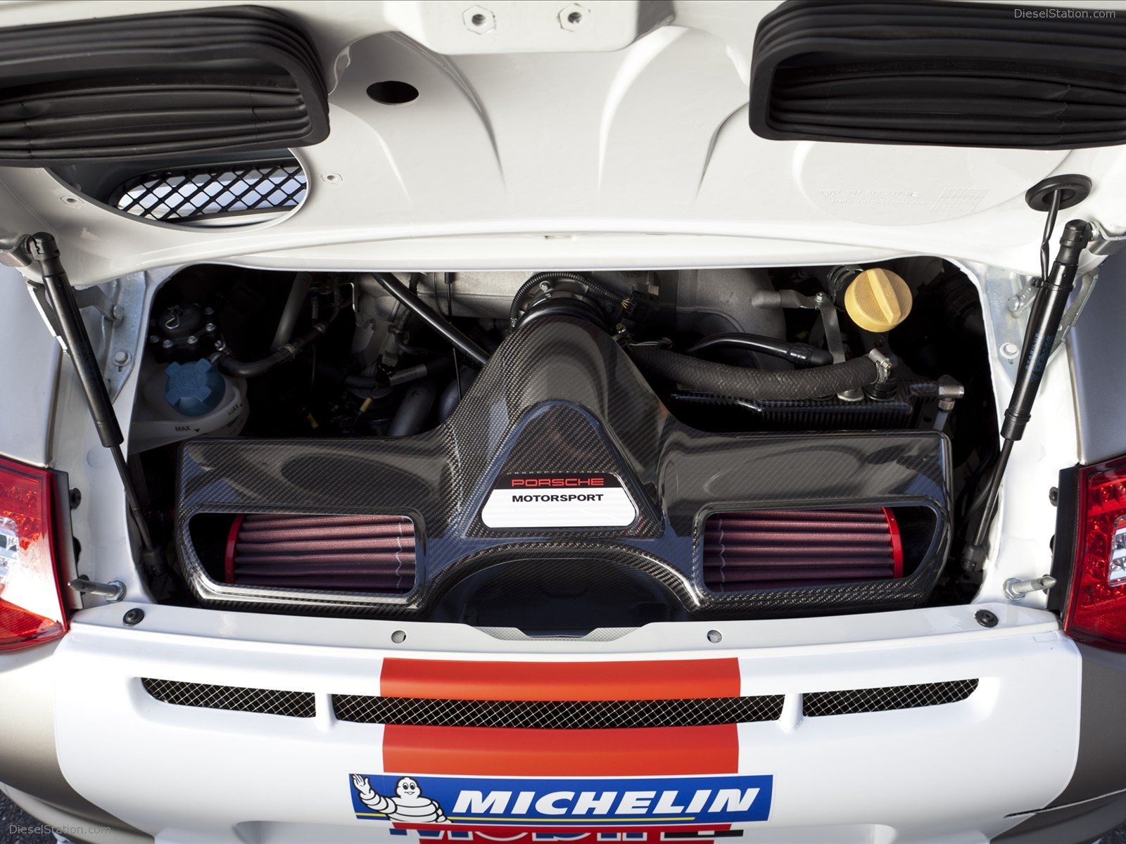 Porsche 911 GT3 R 2012