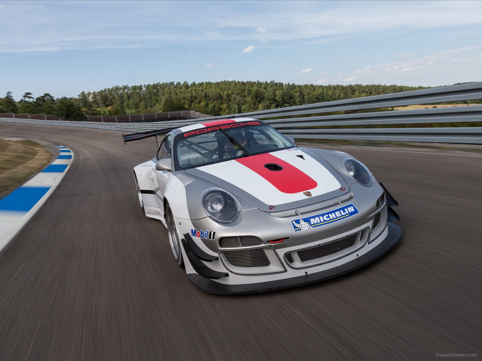 Porsche 911 GT3 R 2013