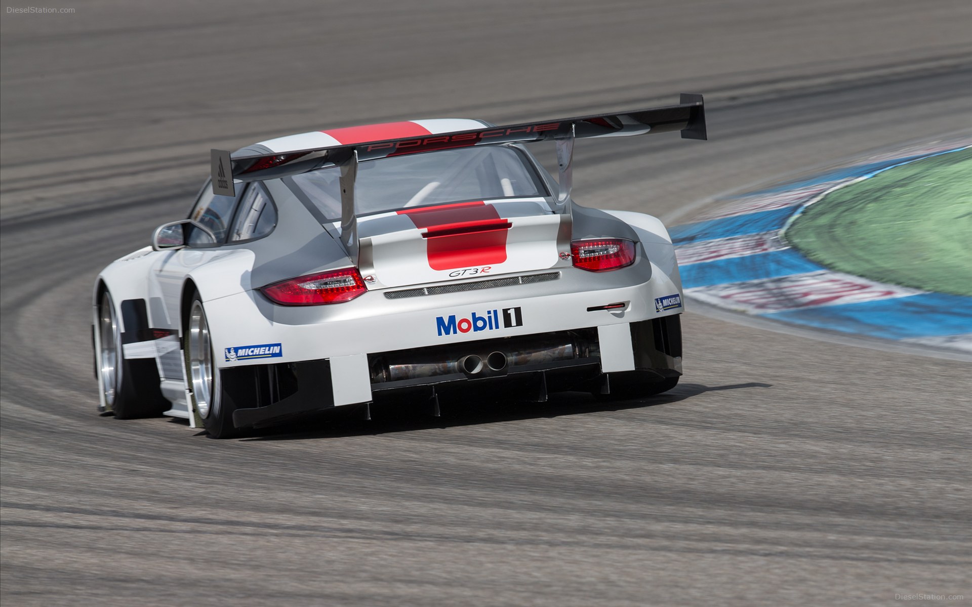 Porsche 911 GT3 R 2013