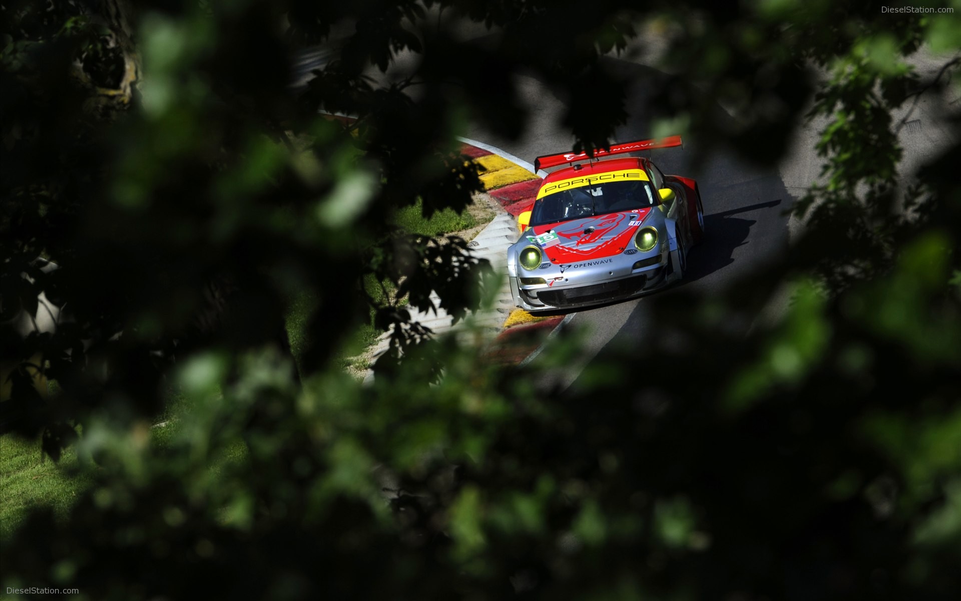 Porsche 911 GT3 RSR - Flying Lizard Motorsports 2011