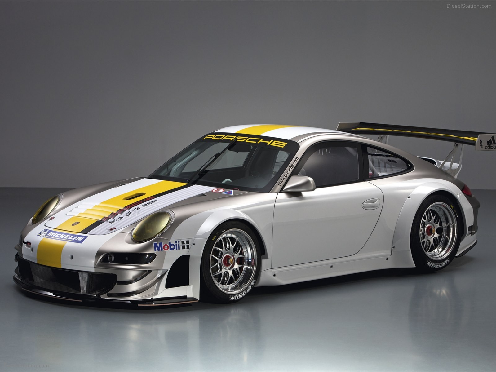 Porsche 911 GT3 RSR 2011