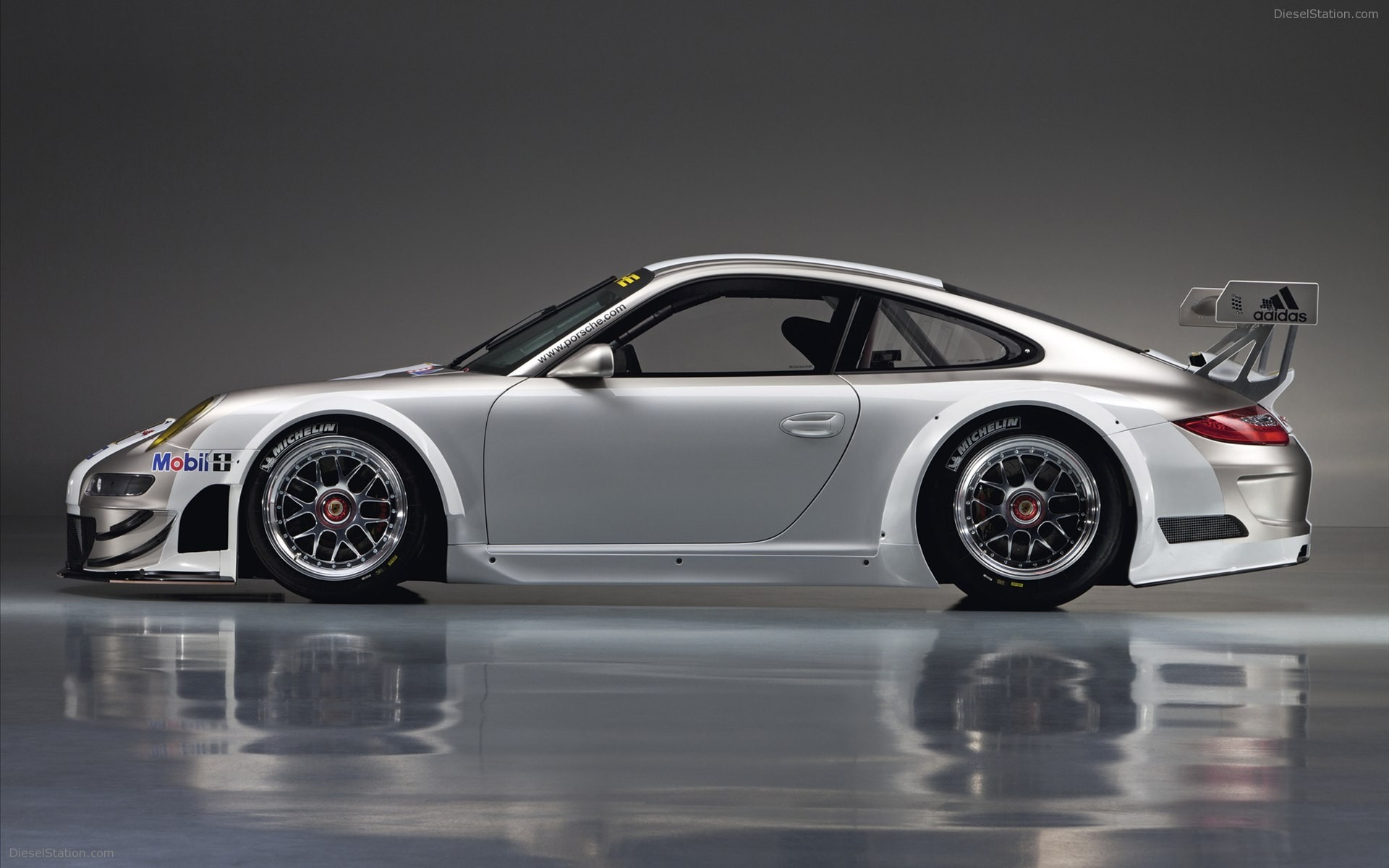 Porsche 911 GT3 RSR 2011