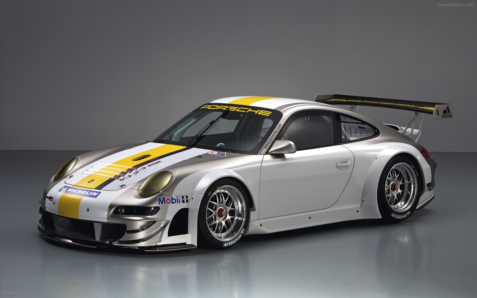 Porsche 911 GT3 RSR 2011