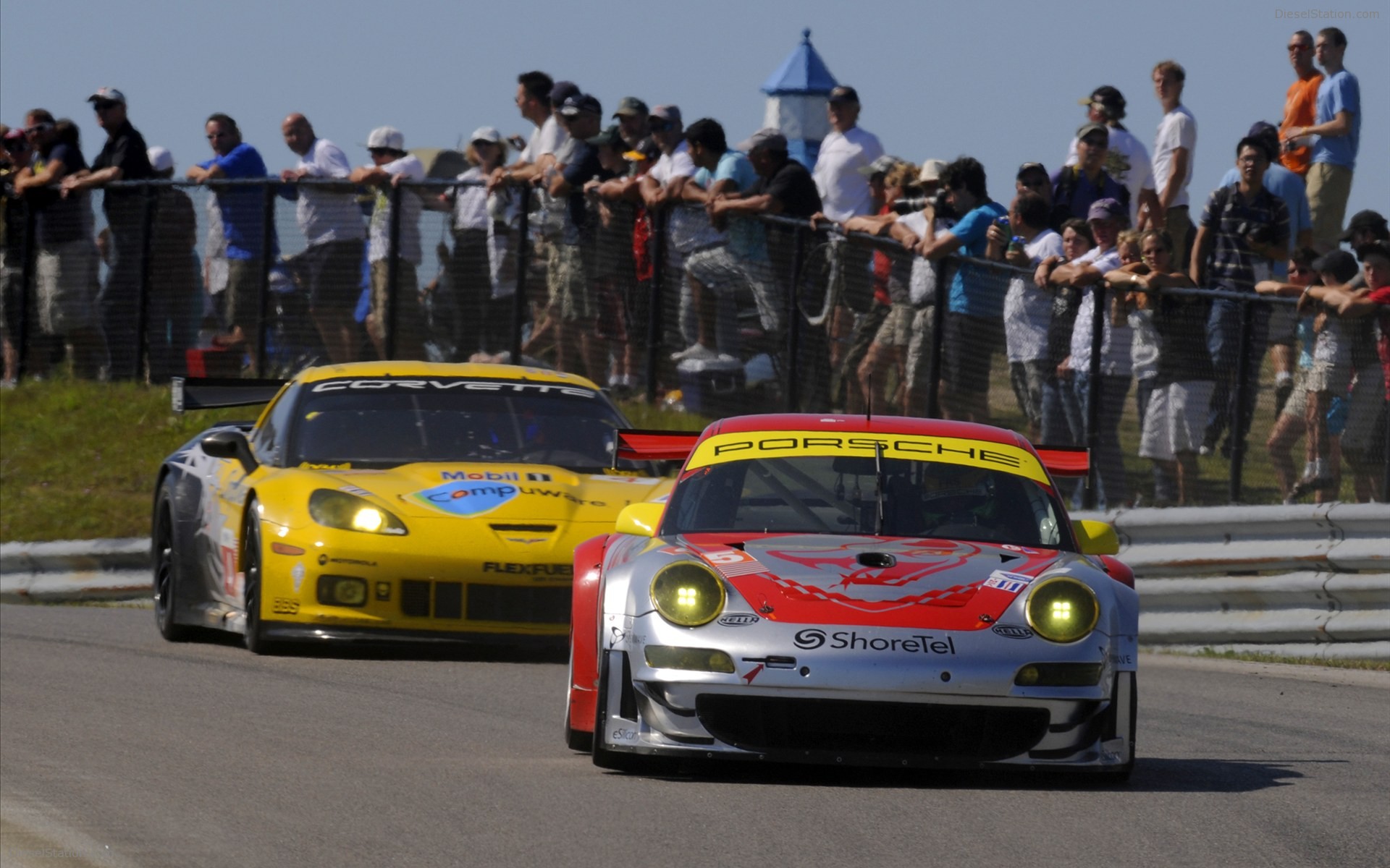 Porsche 911 GT3 R Hybrid at American Le Mans 2010 Porsche 911 GT3 R Hybrid at American Le Mans 2010