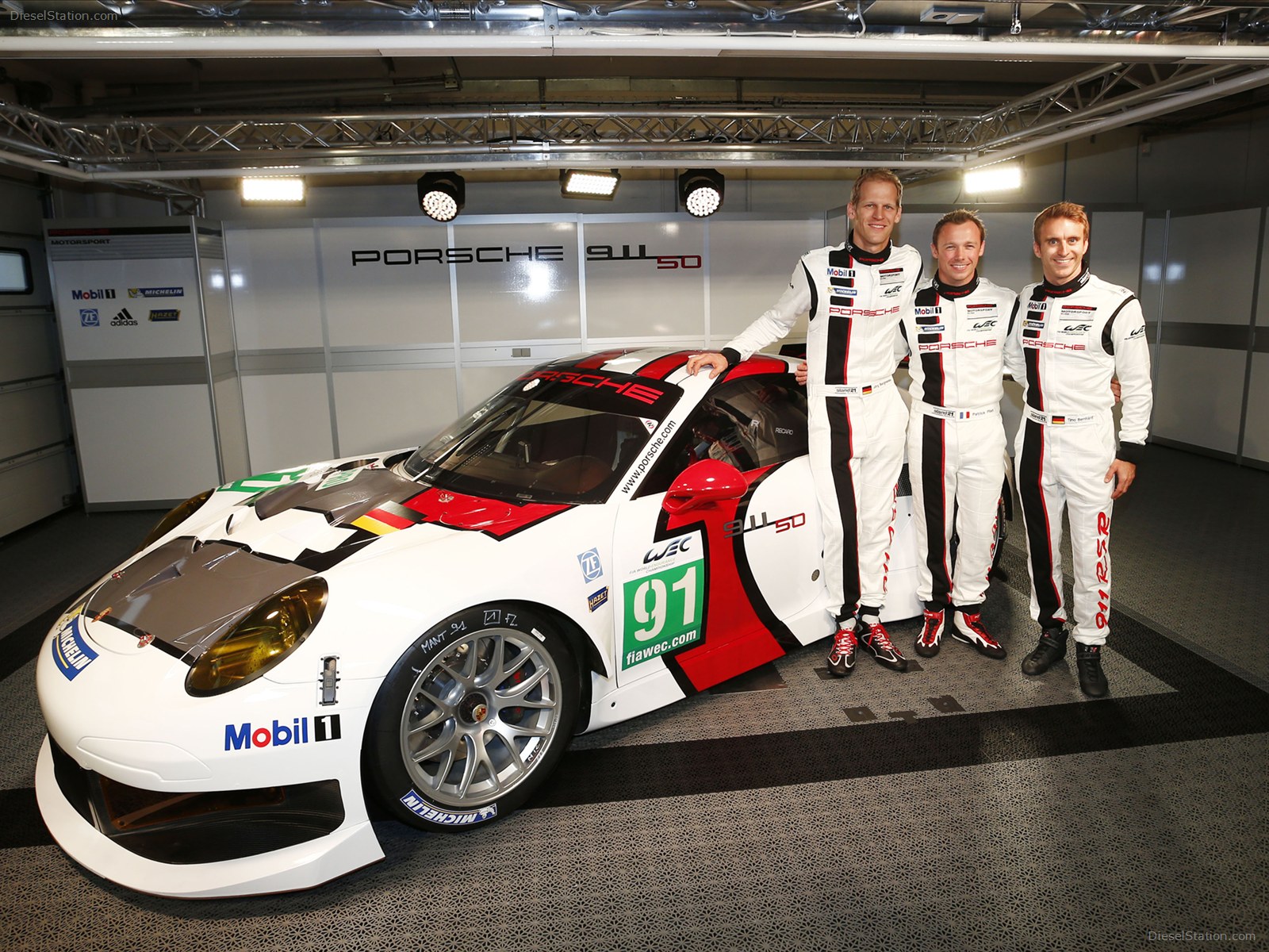 Porsche 911 RSR 2013