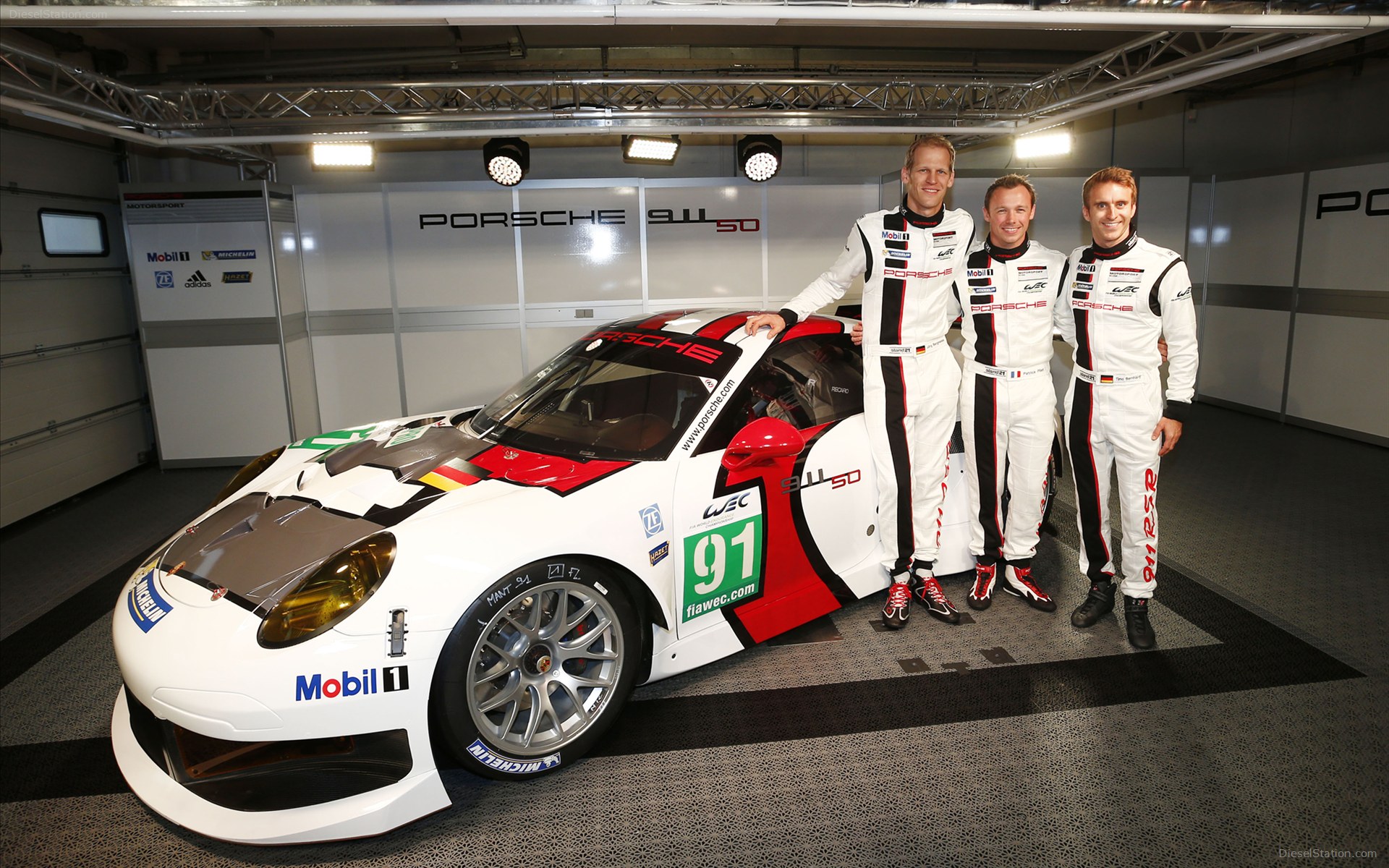 Porsche 911 RSR 2013
