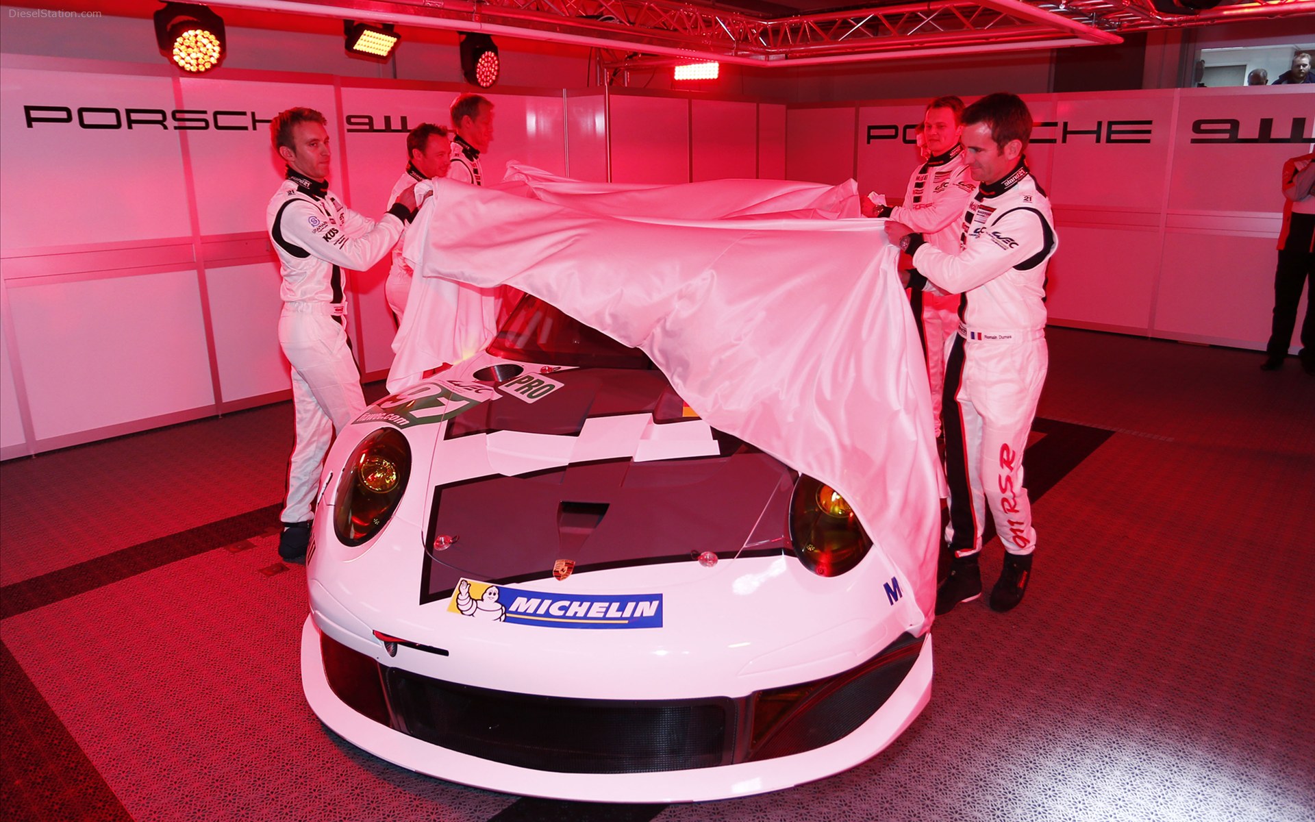 Porsche 911 RSR 2013