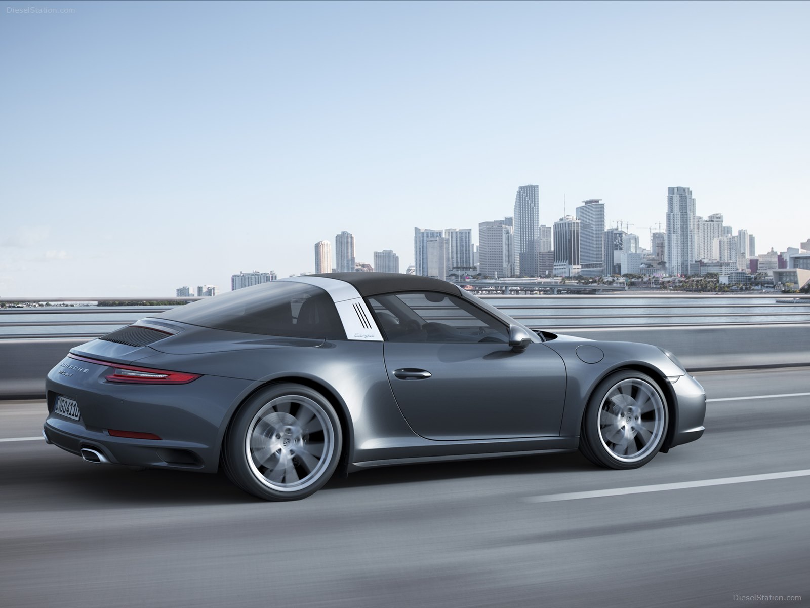 Porsche 911 Targa 4 2016