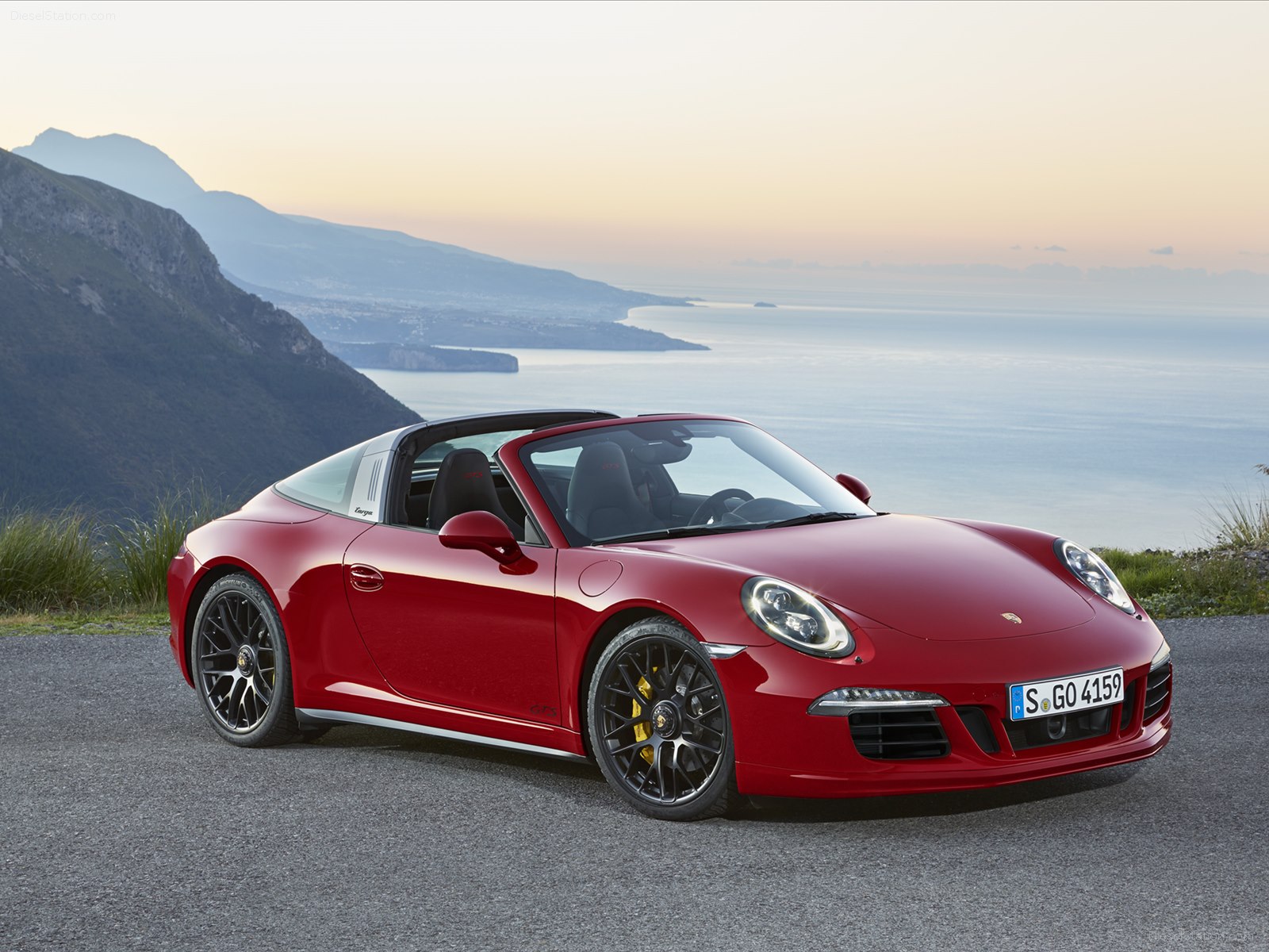 Porsche 911 Targa 4 GTS 2016