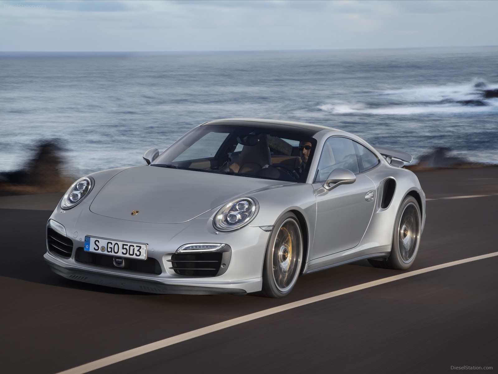 Porsche 911 Turbo S 2014