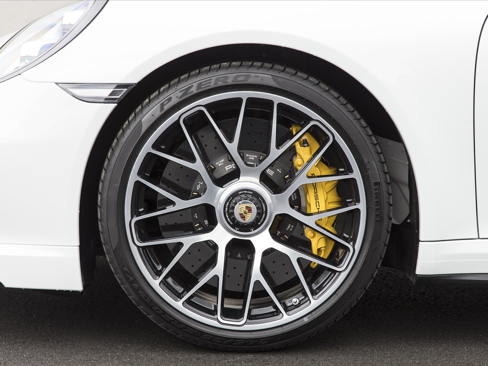 Porsche 911 Turbo S 2014