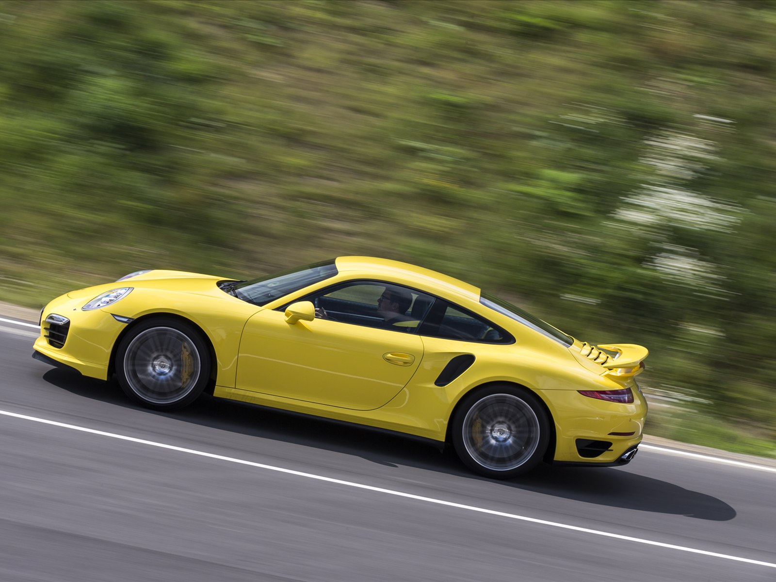 Porsche 911 Turbo S 2014