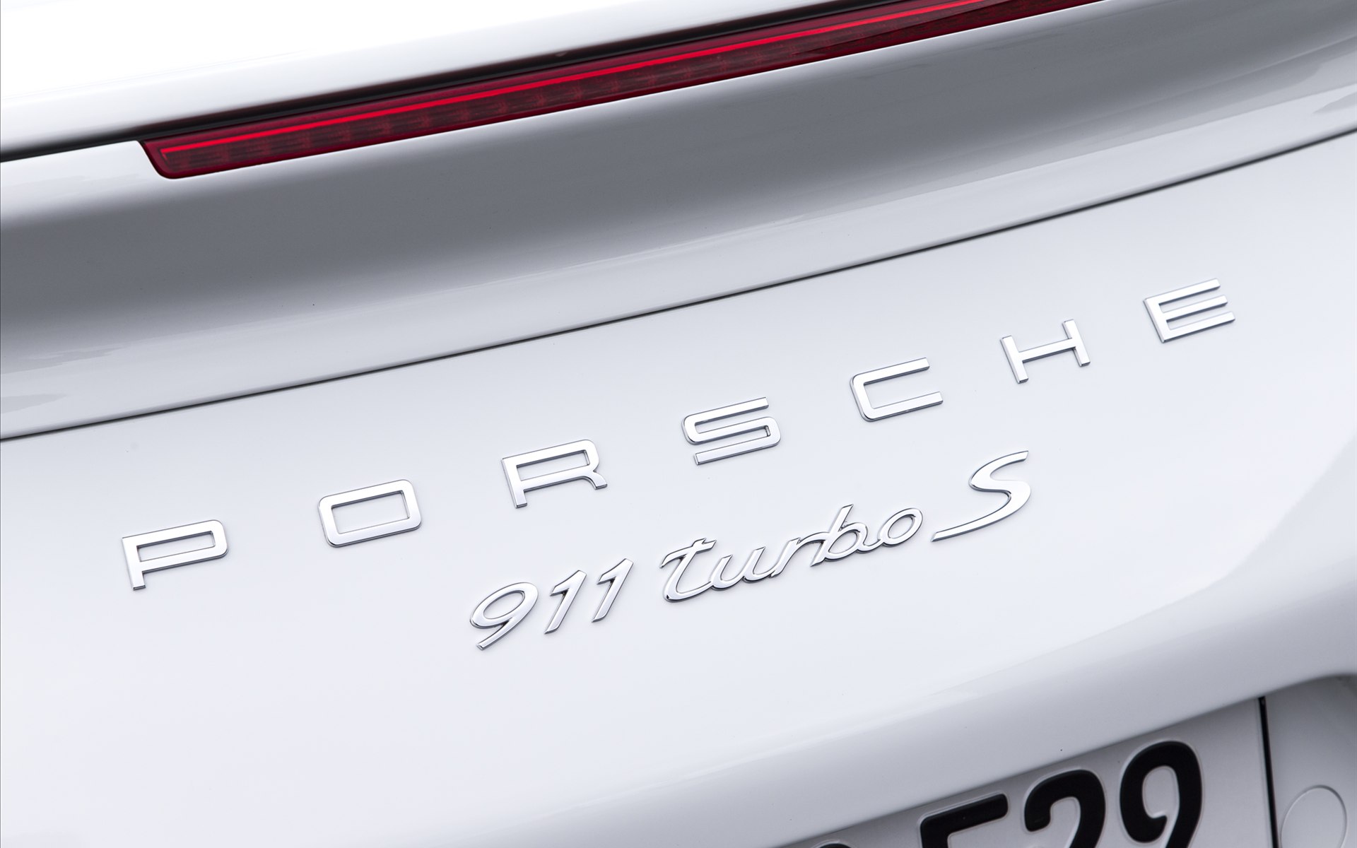 Porsche 911 Turbo S 2014