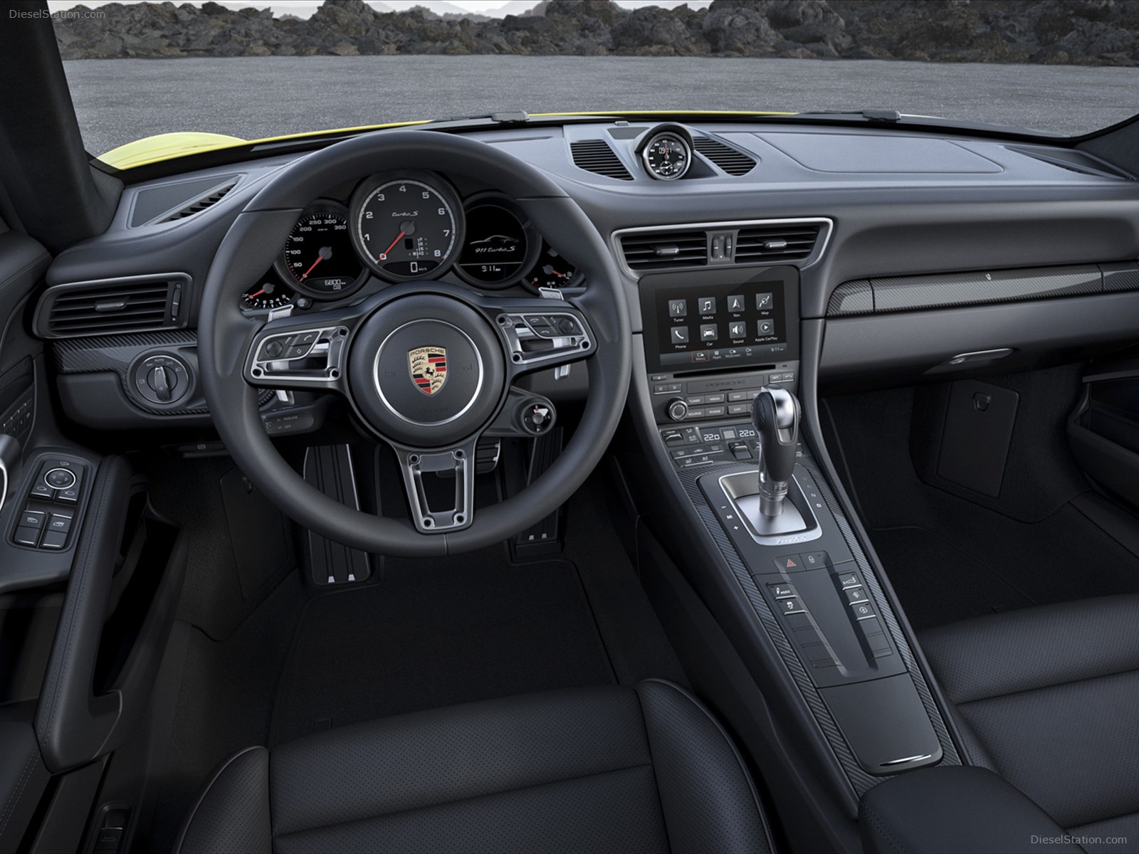 Porsche 911 Turbo S 2016