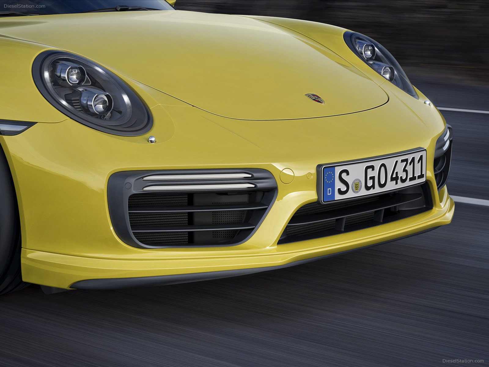 Porsche 911 Turbo S 2016