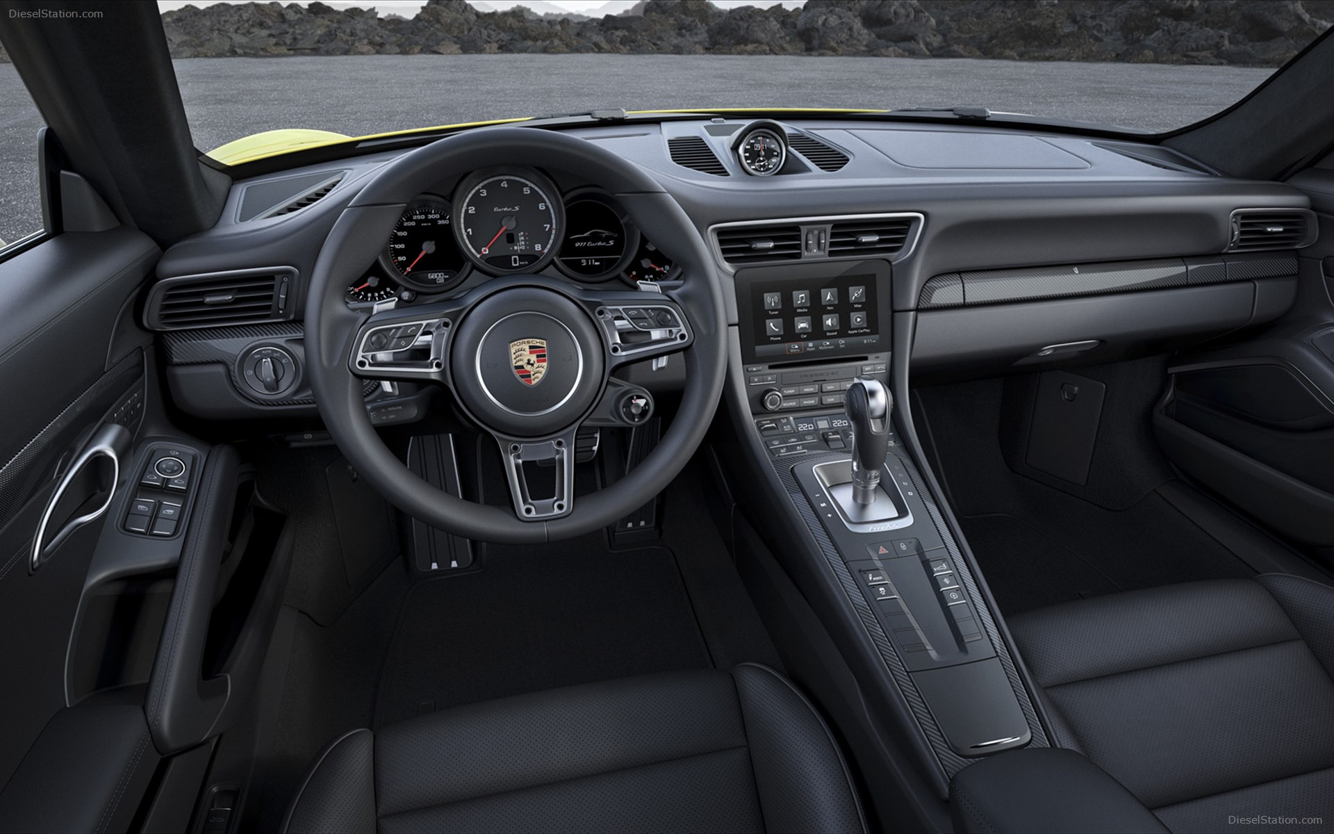 Porsche 911 Turbo S 2016