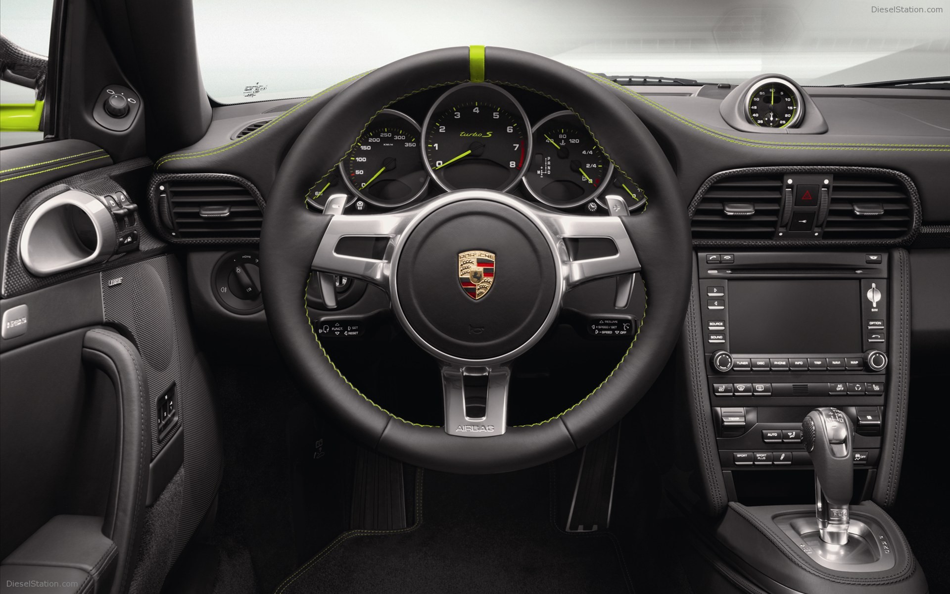 Porsche 911 Turbo S Edition 918 Spyder 2011 Porsche 911 Turbo S Edition 918 Spyder 2011