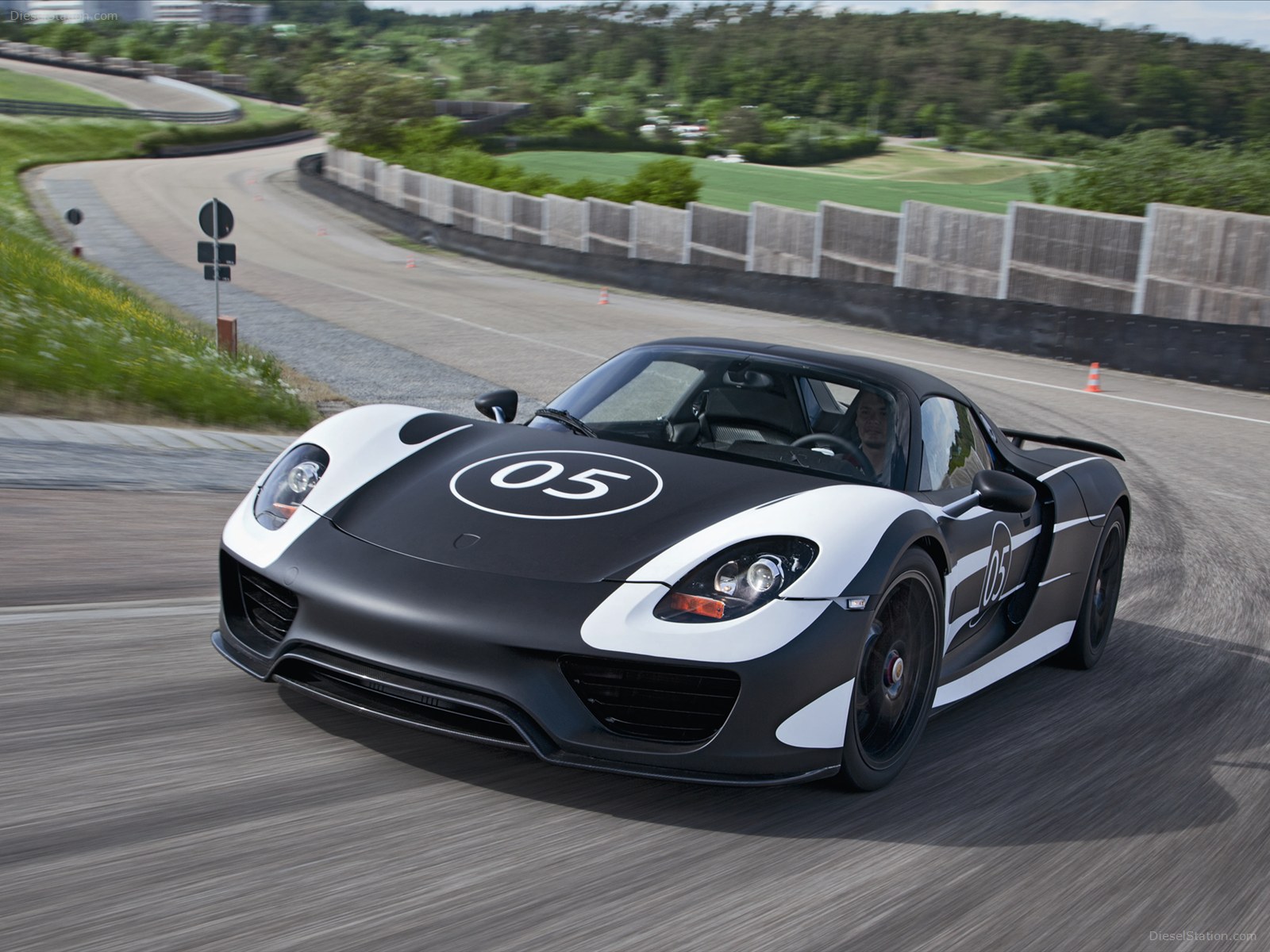 Porsche 918 Spyder 2013
