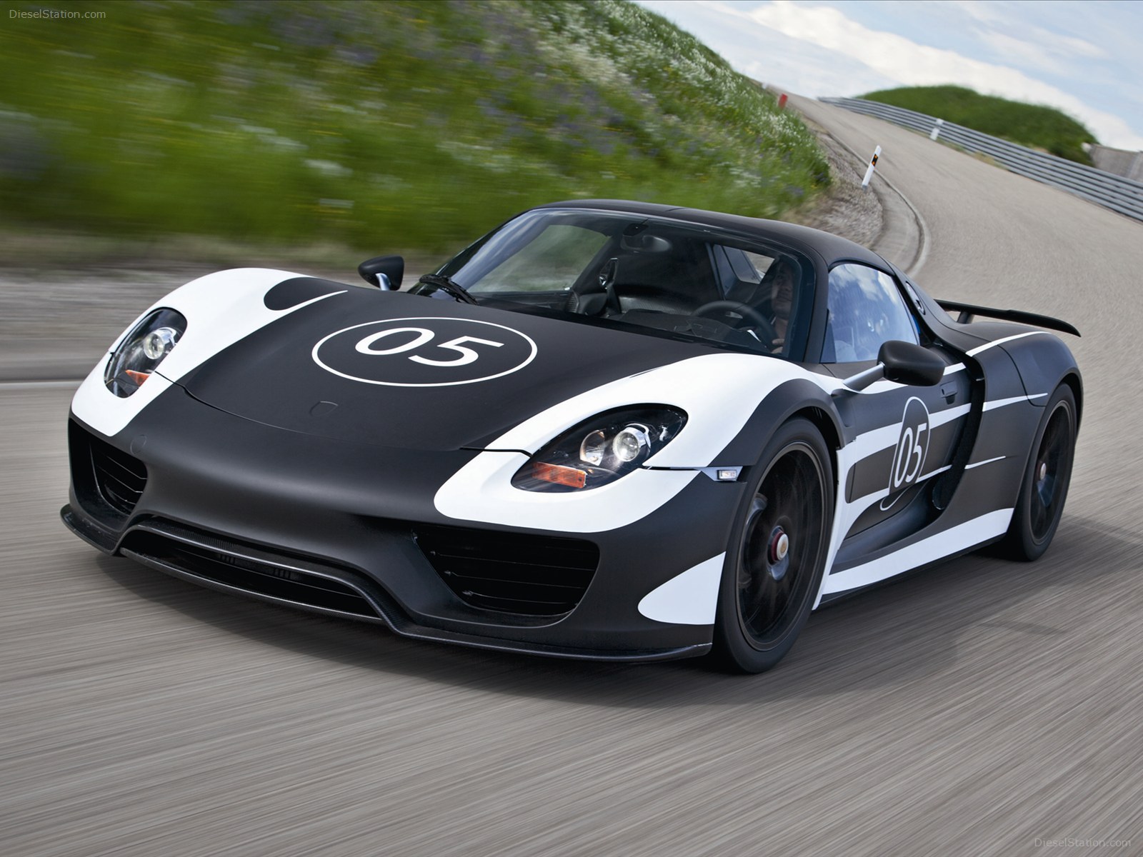 Porsche 918 Spyder 2013
