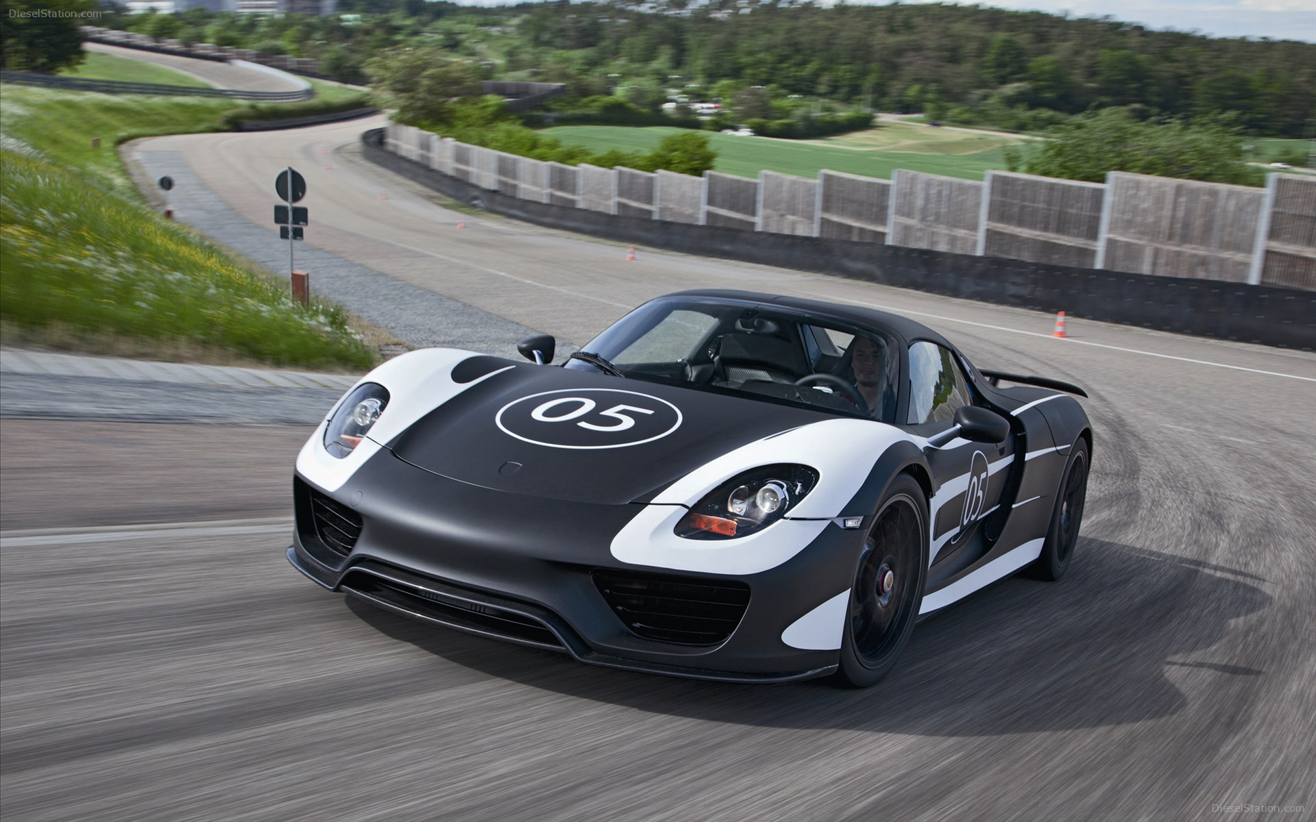 Porsche 918 Spyder 2013