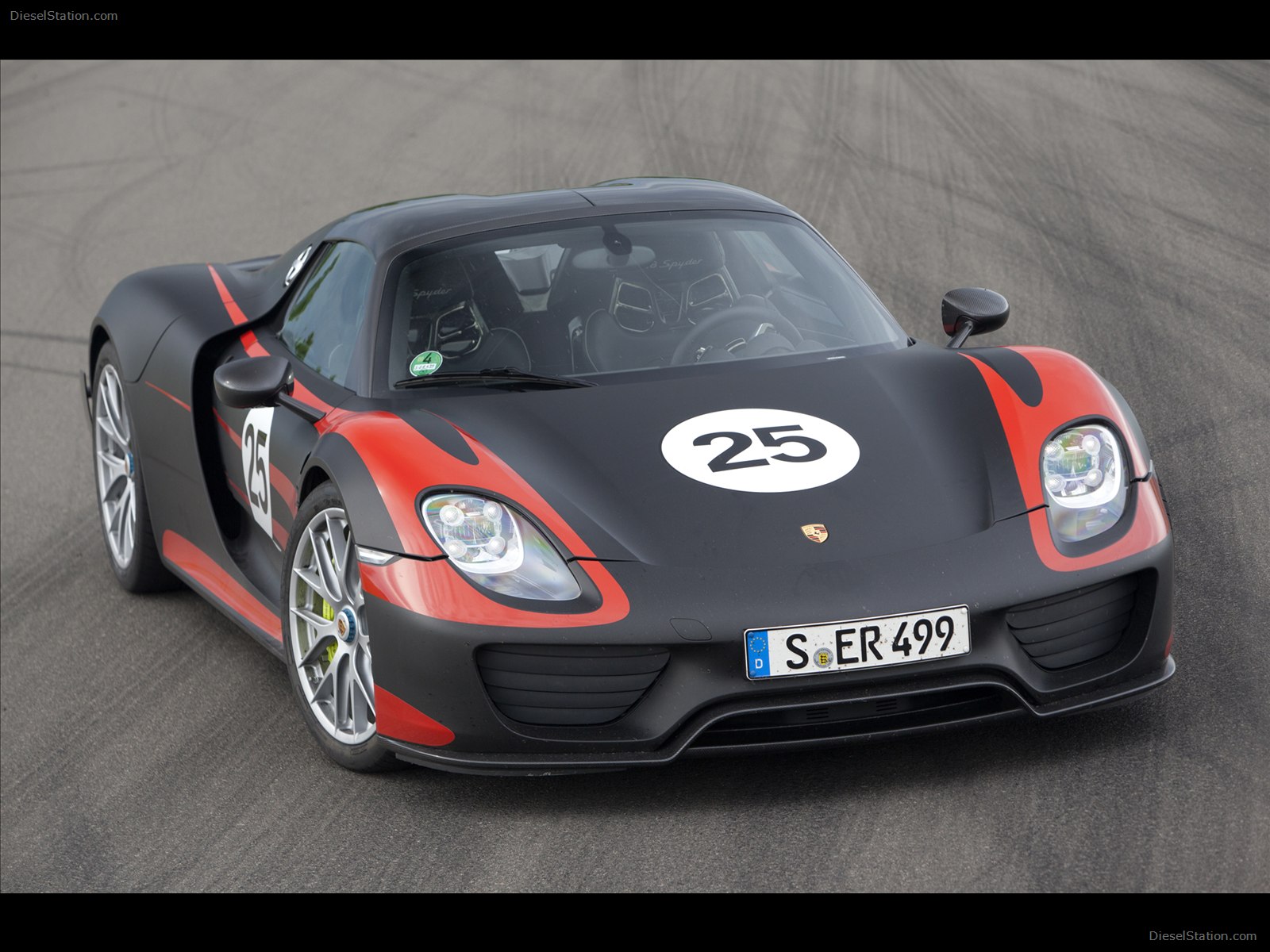 Porsche 918 Spyder 2015