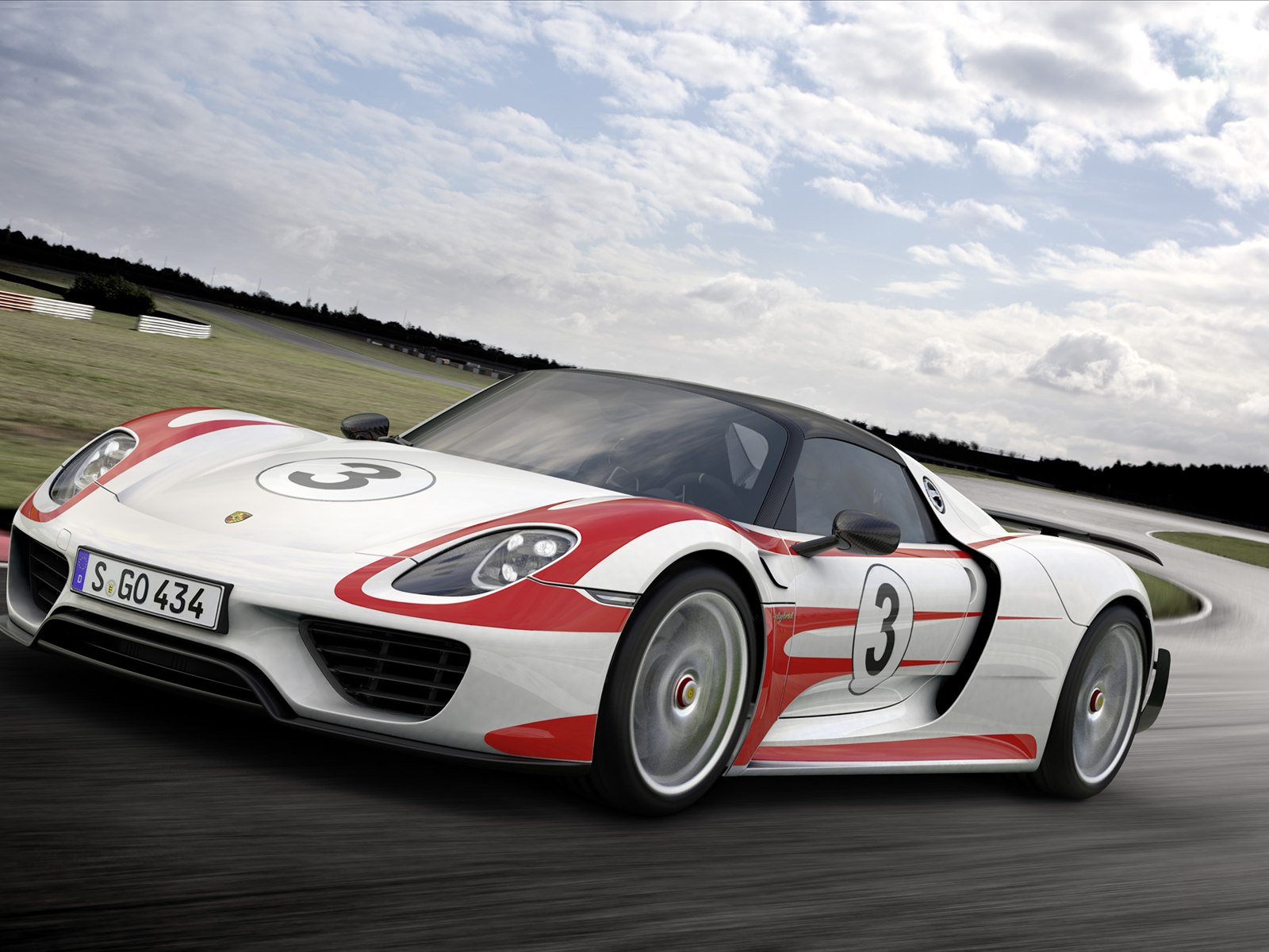 Porsche 918 Spyder 2015