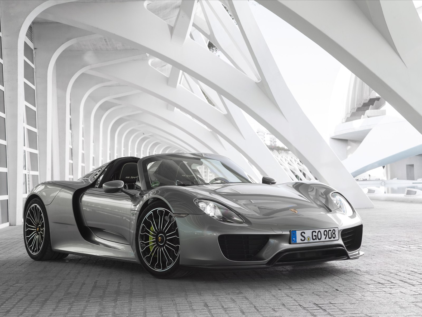Porsche 918 Spyder 2015