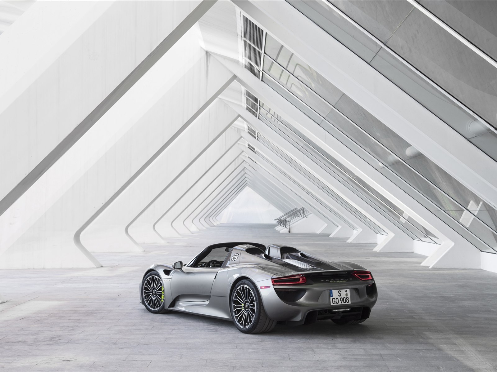 Porsche 918 Spyder 2015