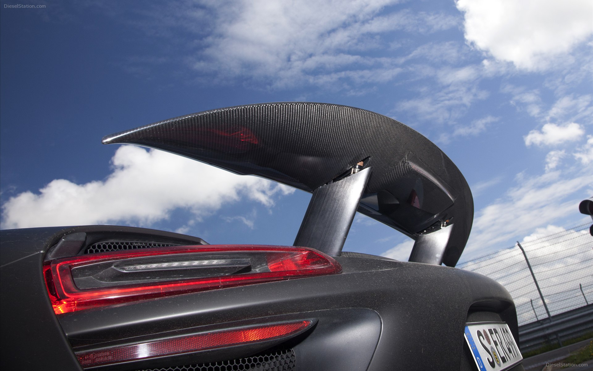 Porsche 918 Spyder 2015