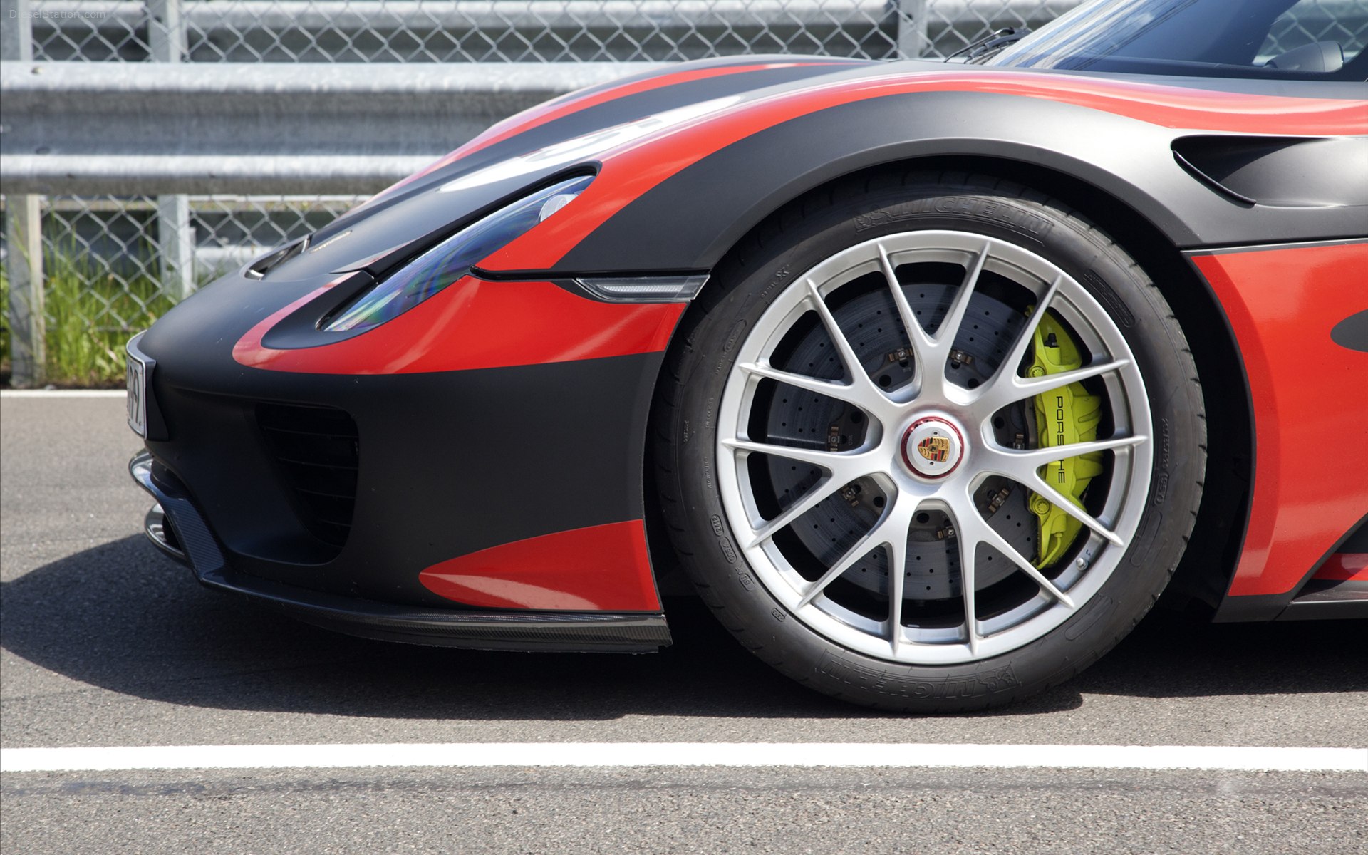 Porsche 918 Spyder 2015