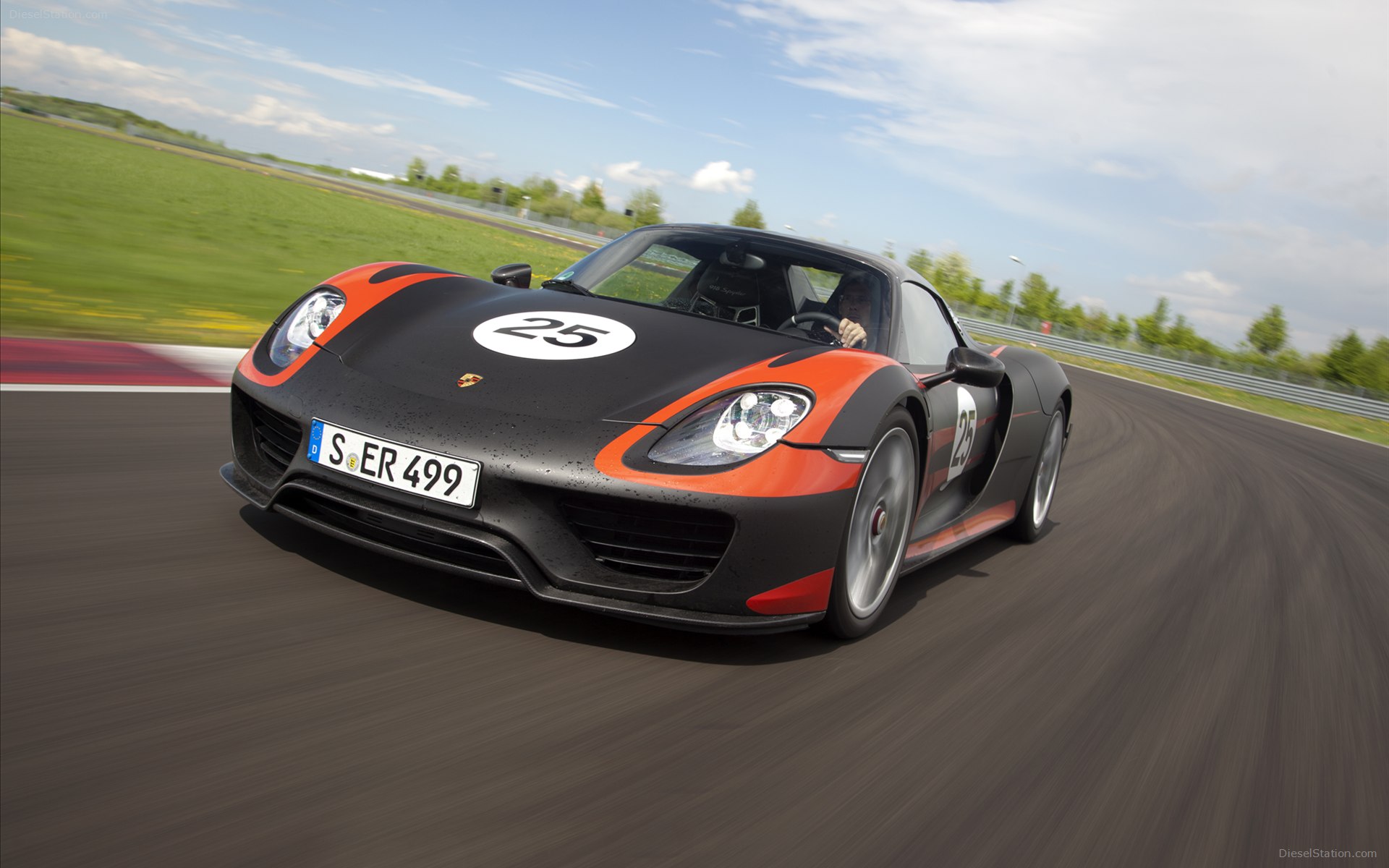 Porsche 918 Spyder 2015