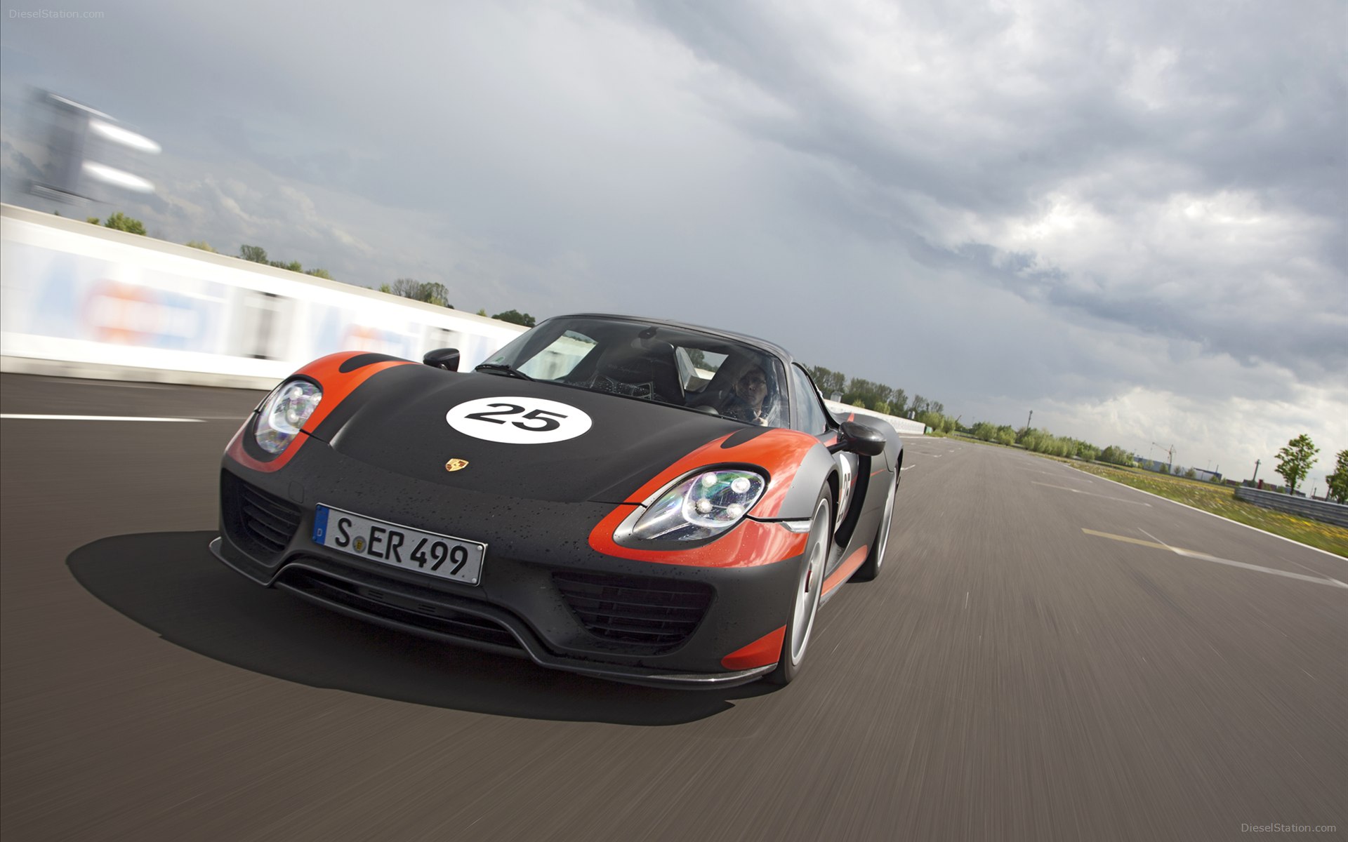Porsche 918 Spyder 2015