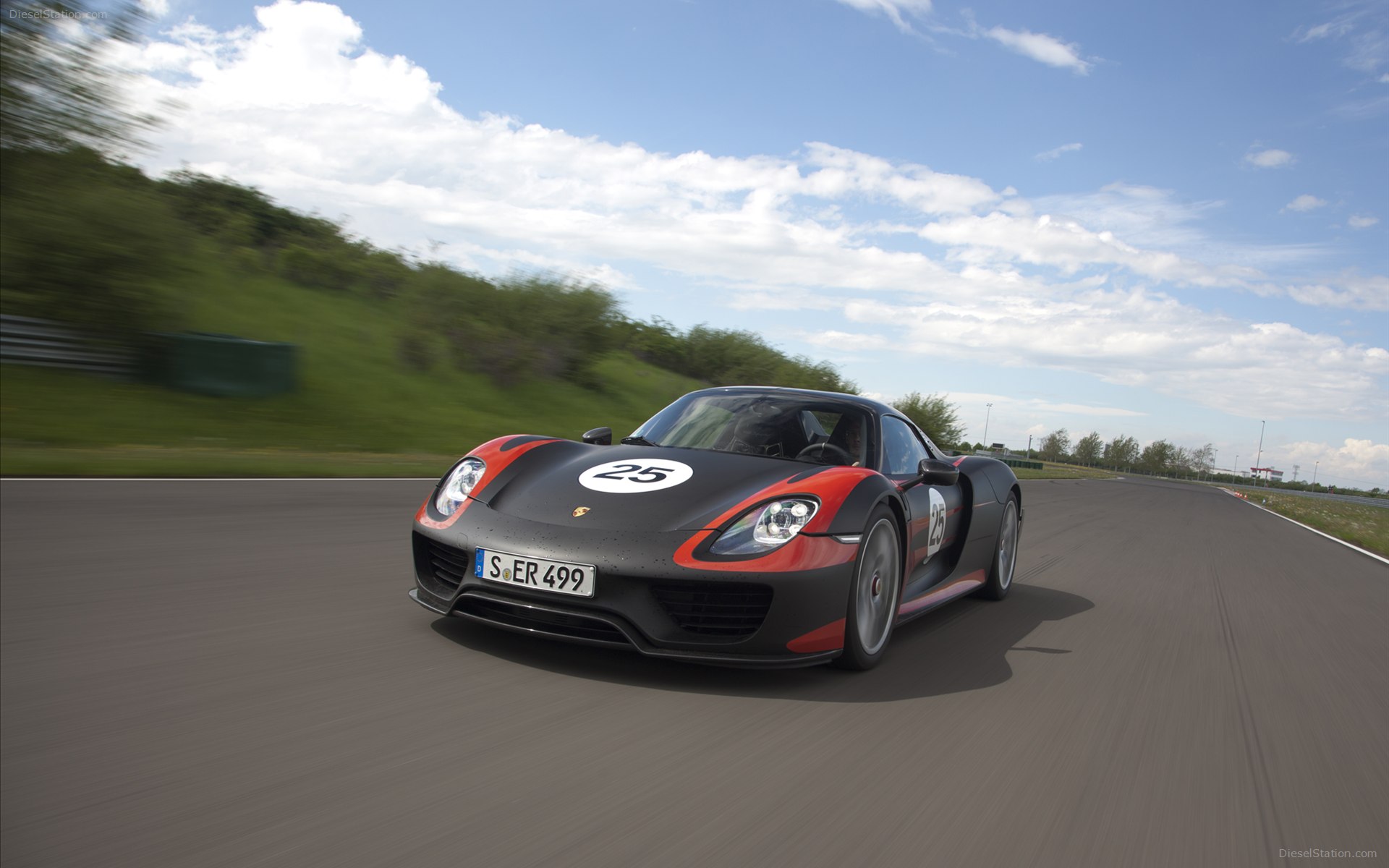 Porsche 918 Spyder 2015