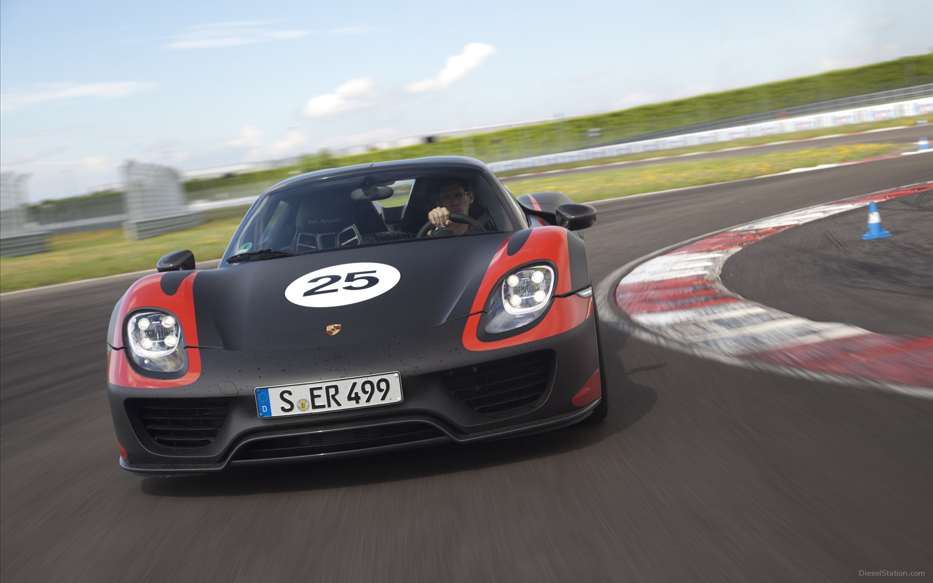 Porsche 918 Spyder 2015