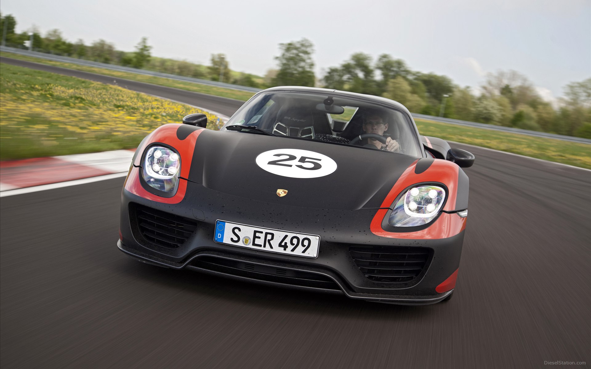 Porsche 918 Spyder 2015