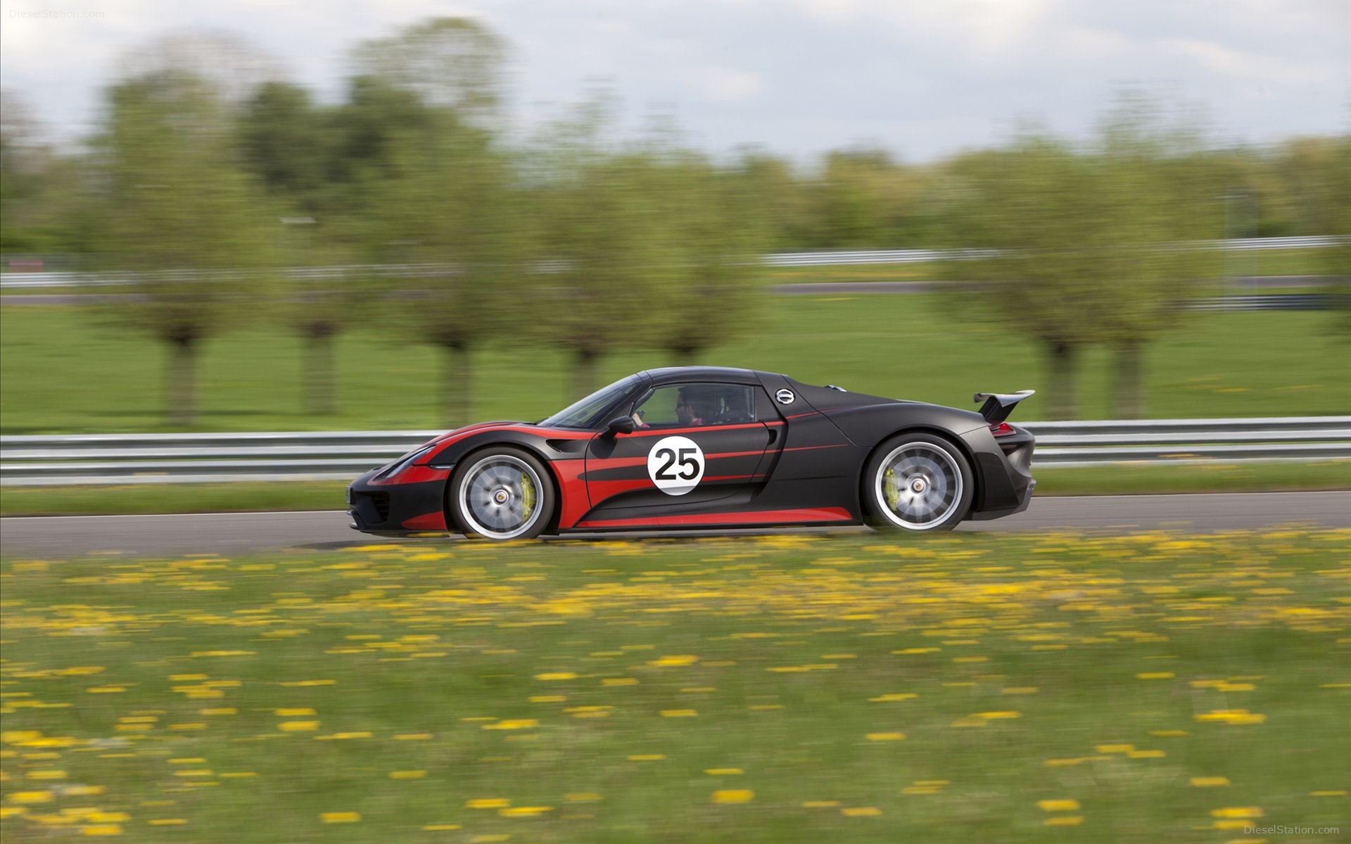 Porsche 918 Spyder 2015