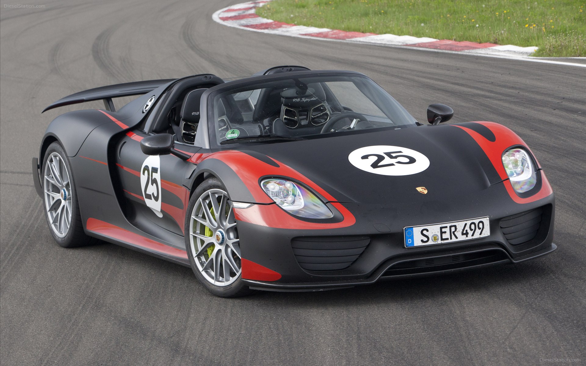 Porsche 918 Spyder 2015