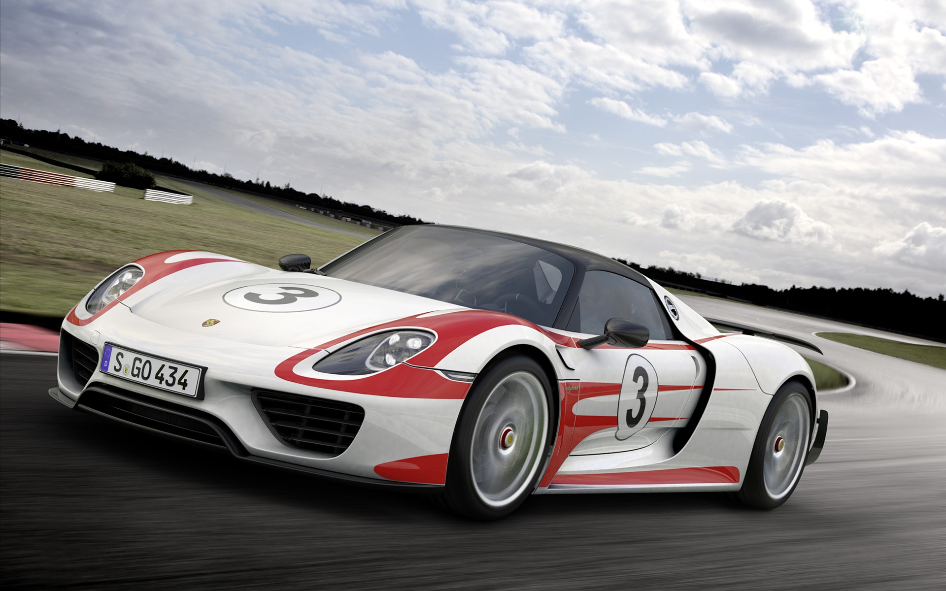 Porsche 918 Spyder 2015