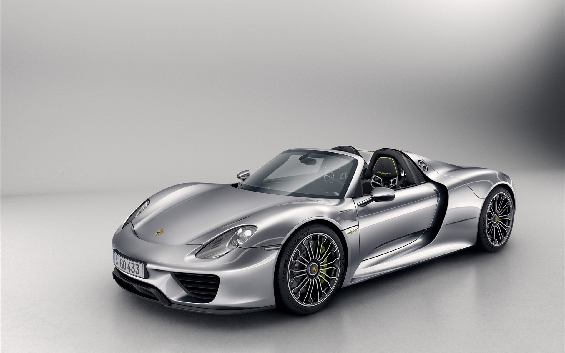 Porsche 918 Spyder 2015
