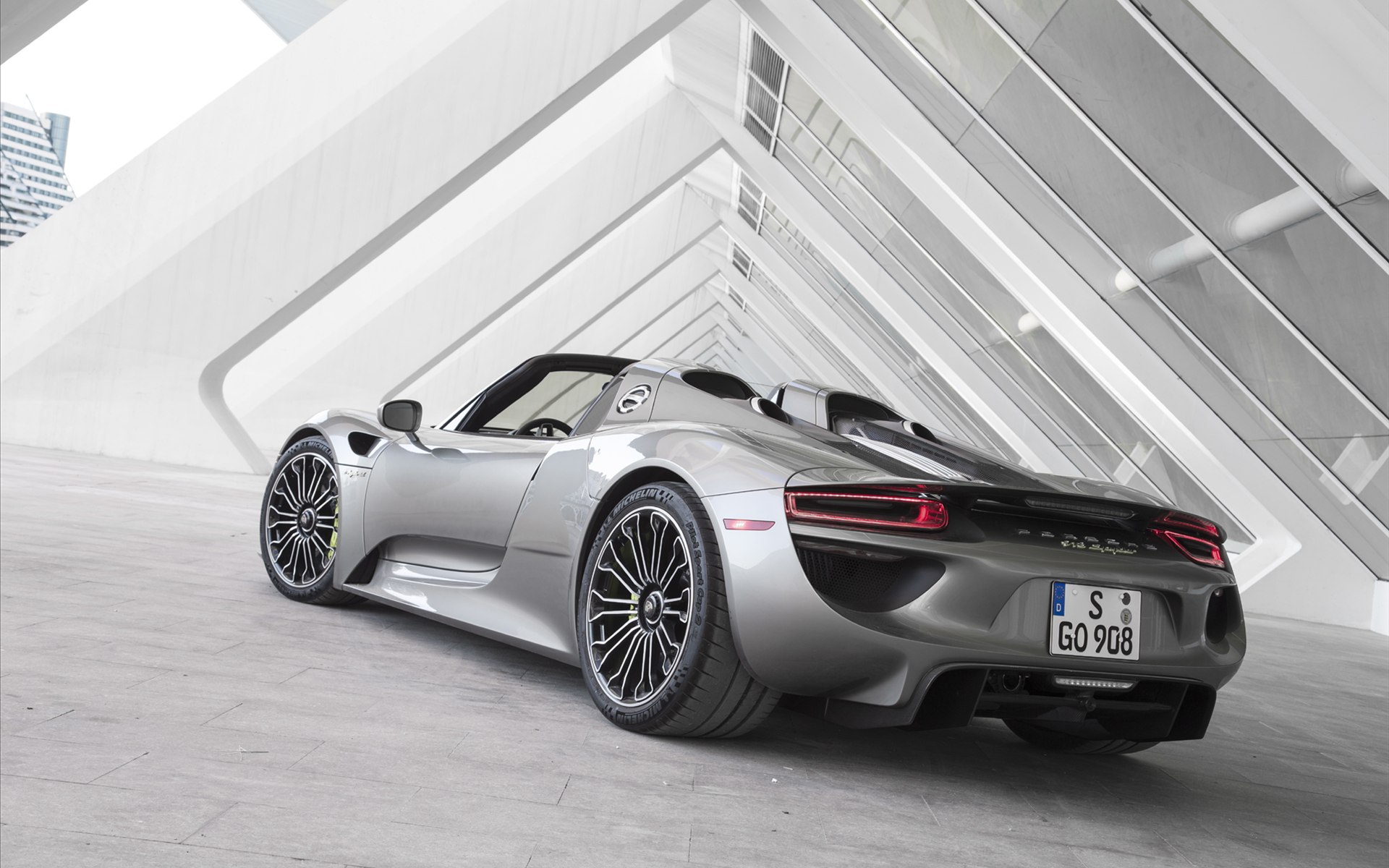 Porsche 918 Spyder 2015