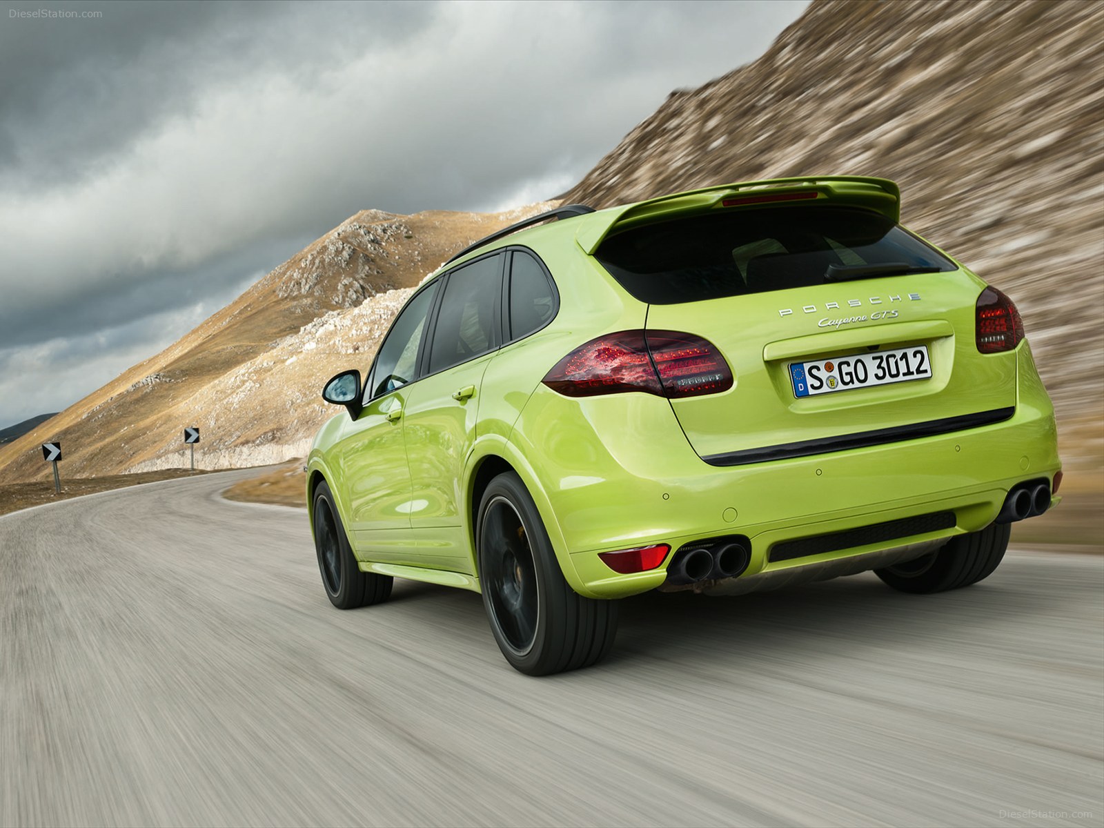 Porsche Cayenne GTS 2013
