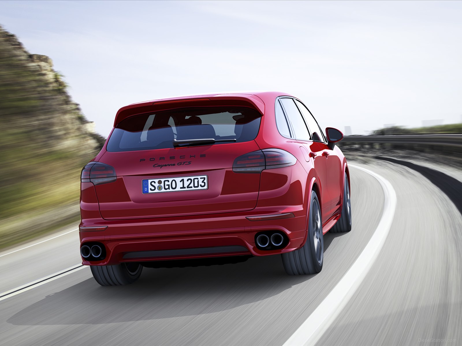 Porsche Cayenne GTS 2015