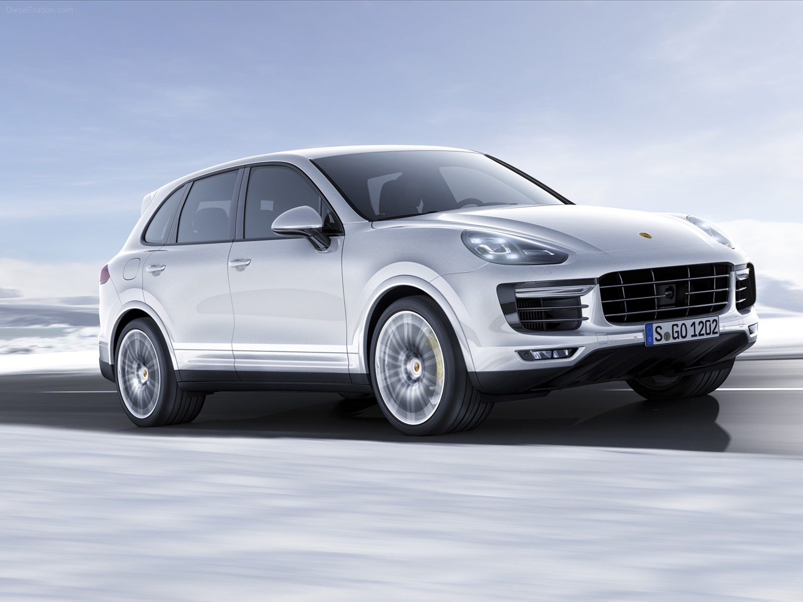 Porsche Cayenne Turbo S 2016
