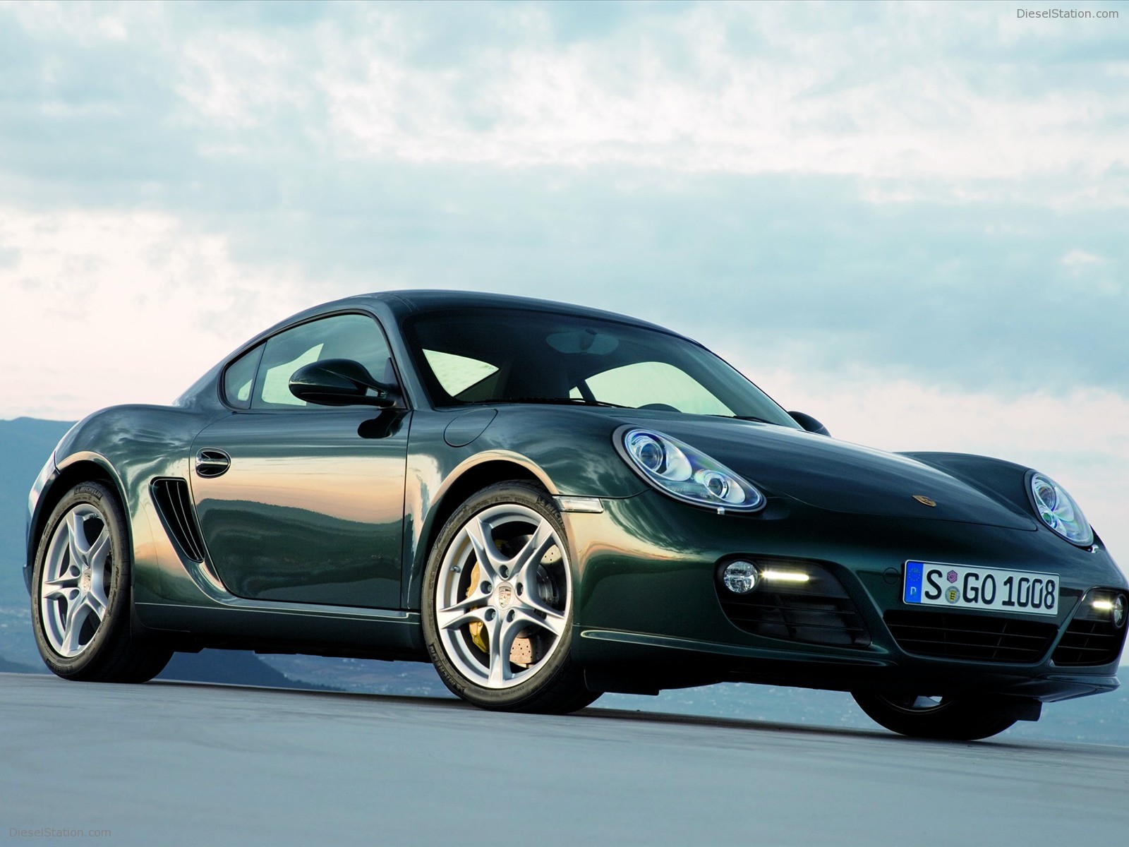 Porsche Cayman 2010 unveiled at LA Auto Show Porsche Cayman 2010 unveiled at LA Auto Show
